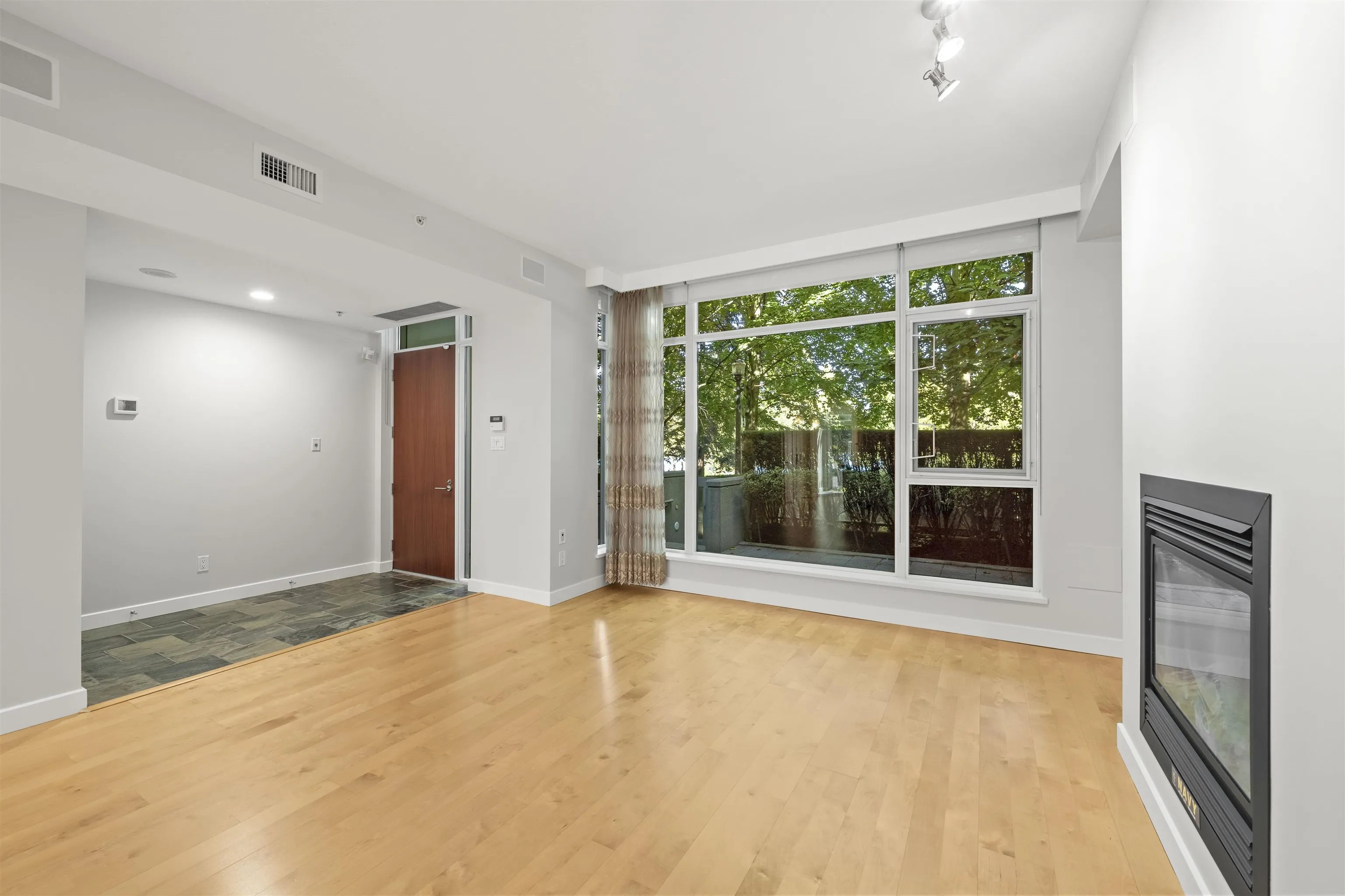 1281 W Cordova Street #TH19