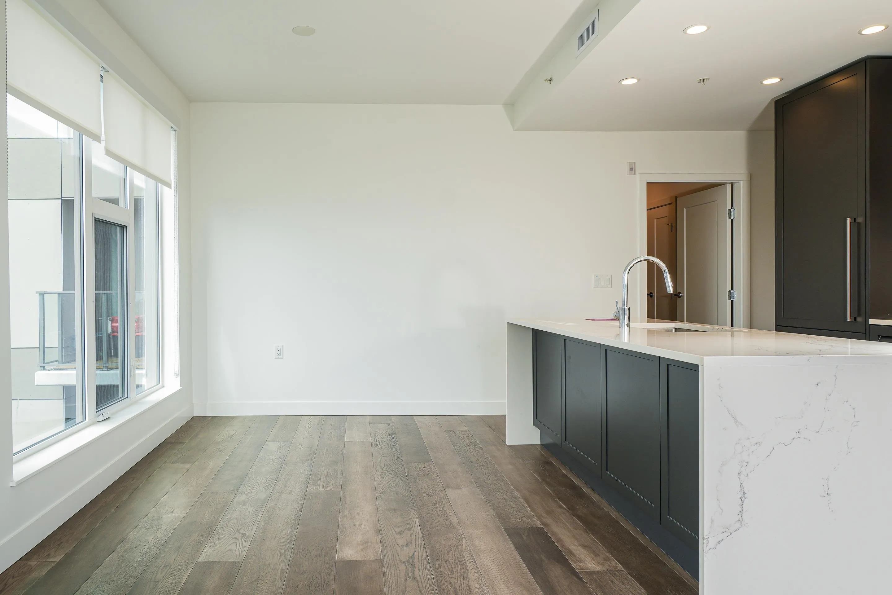 5733 Alberta Street #411
