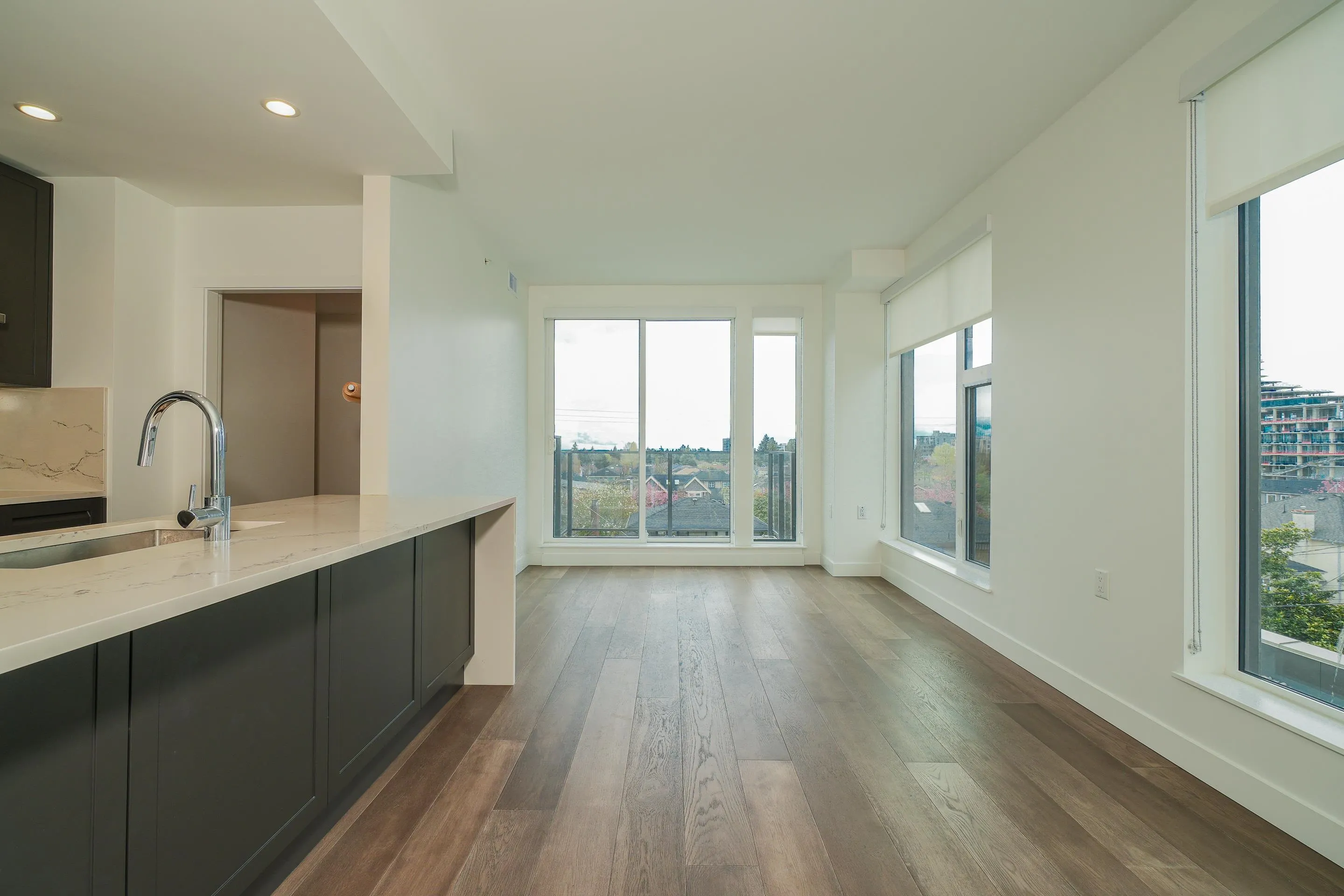 5733 Alberta Street #411