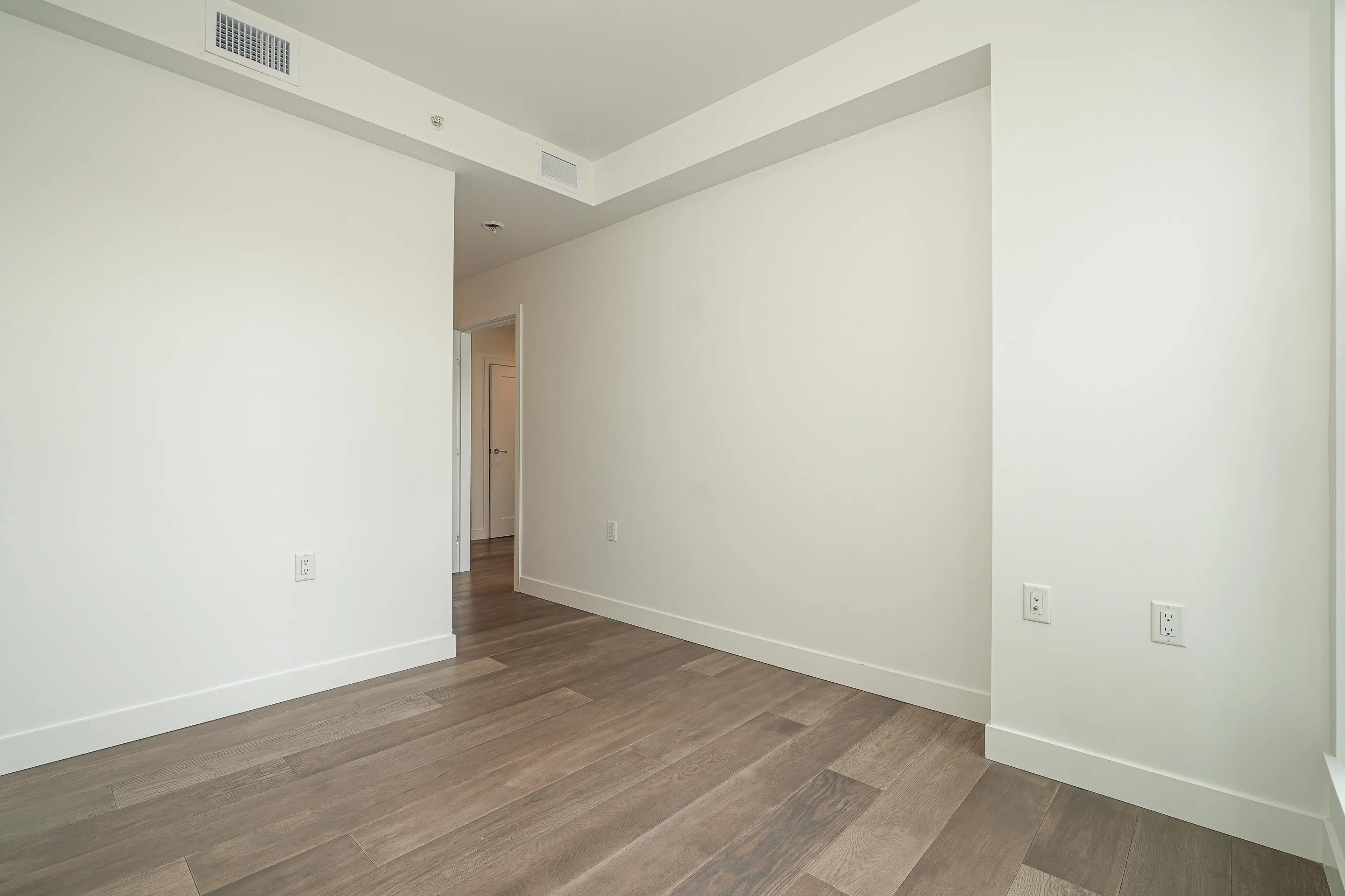 5733 Alberta Street #411