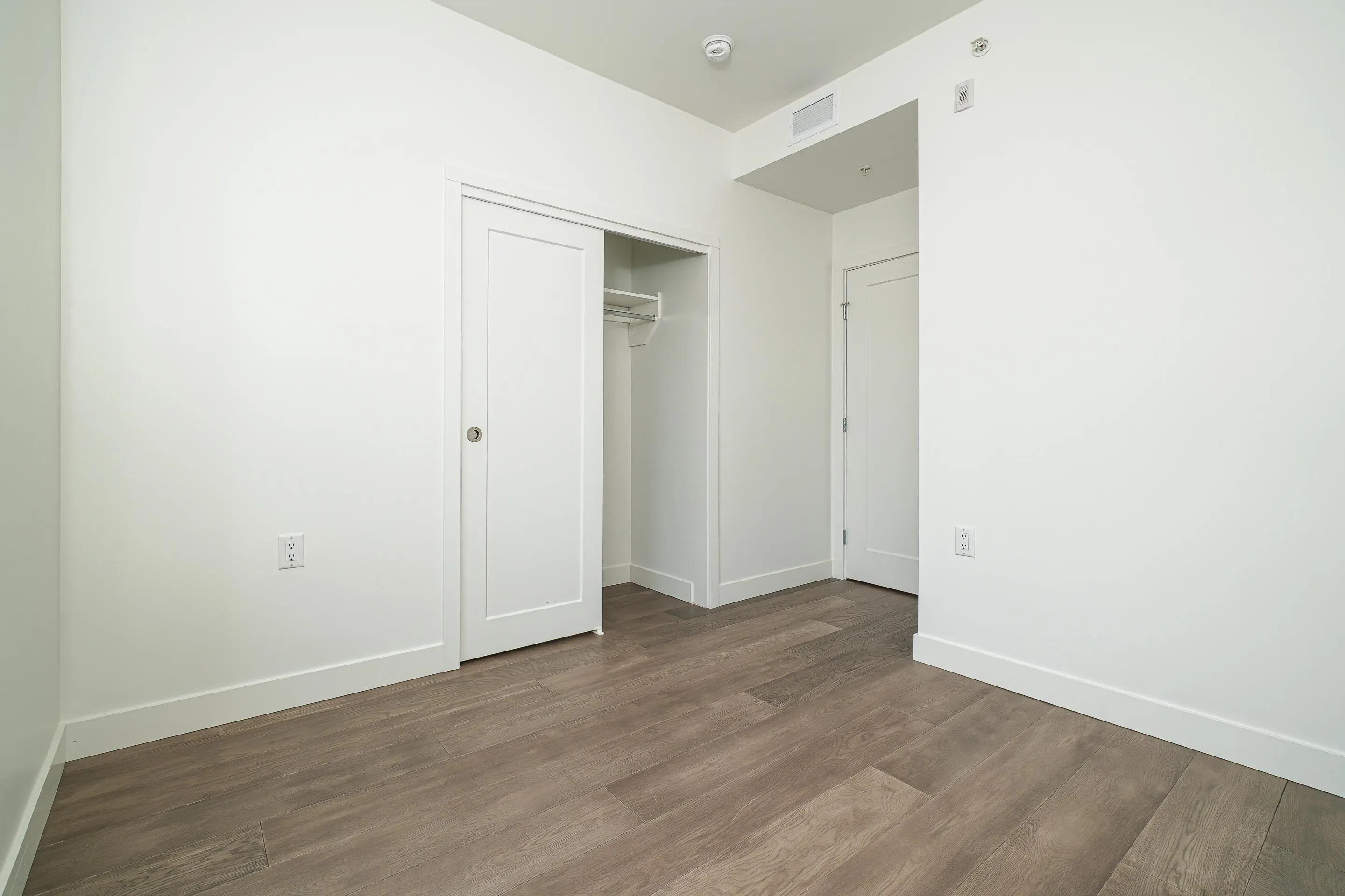 5733 Alberta Street #411