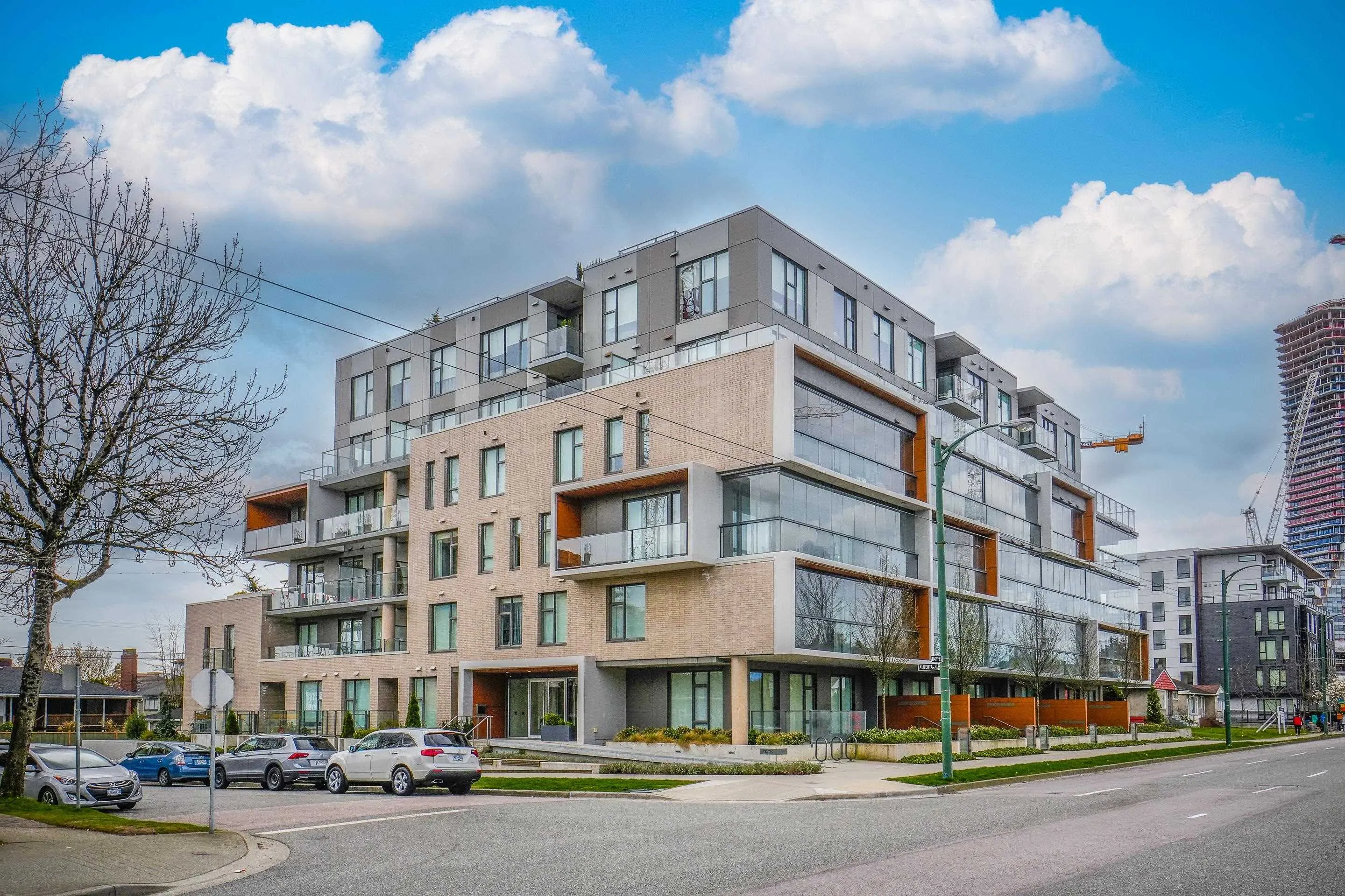 5733 Alberta Street #411