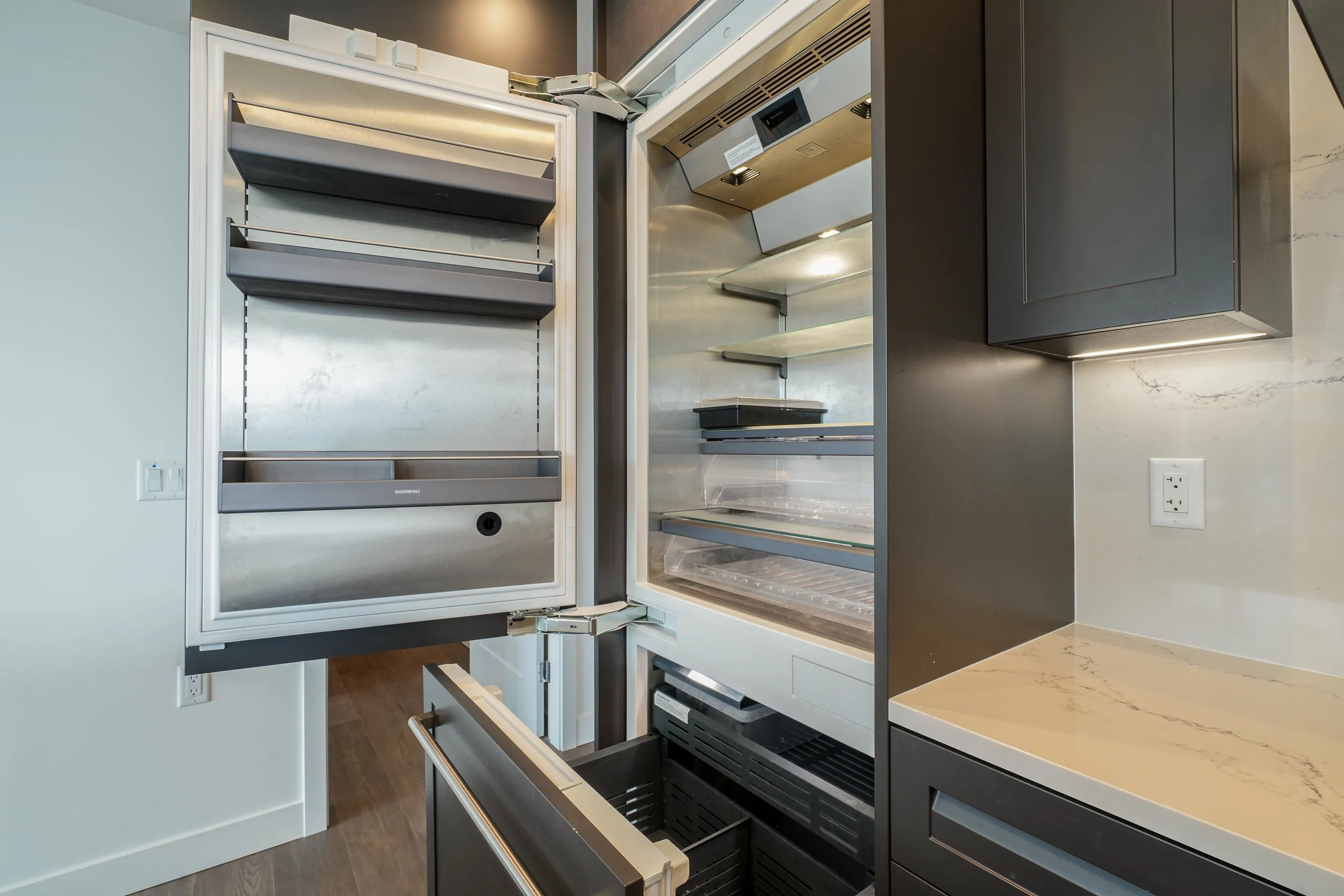 5733 Alberta Street #411