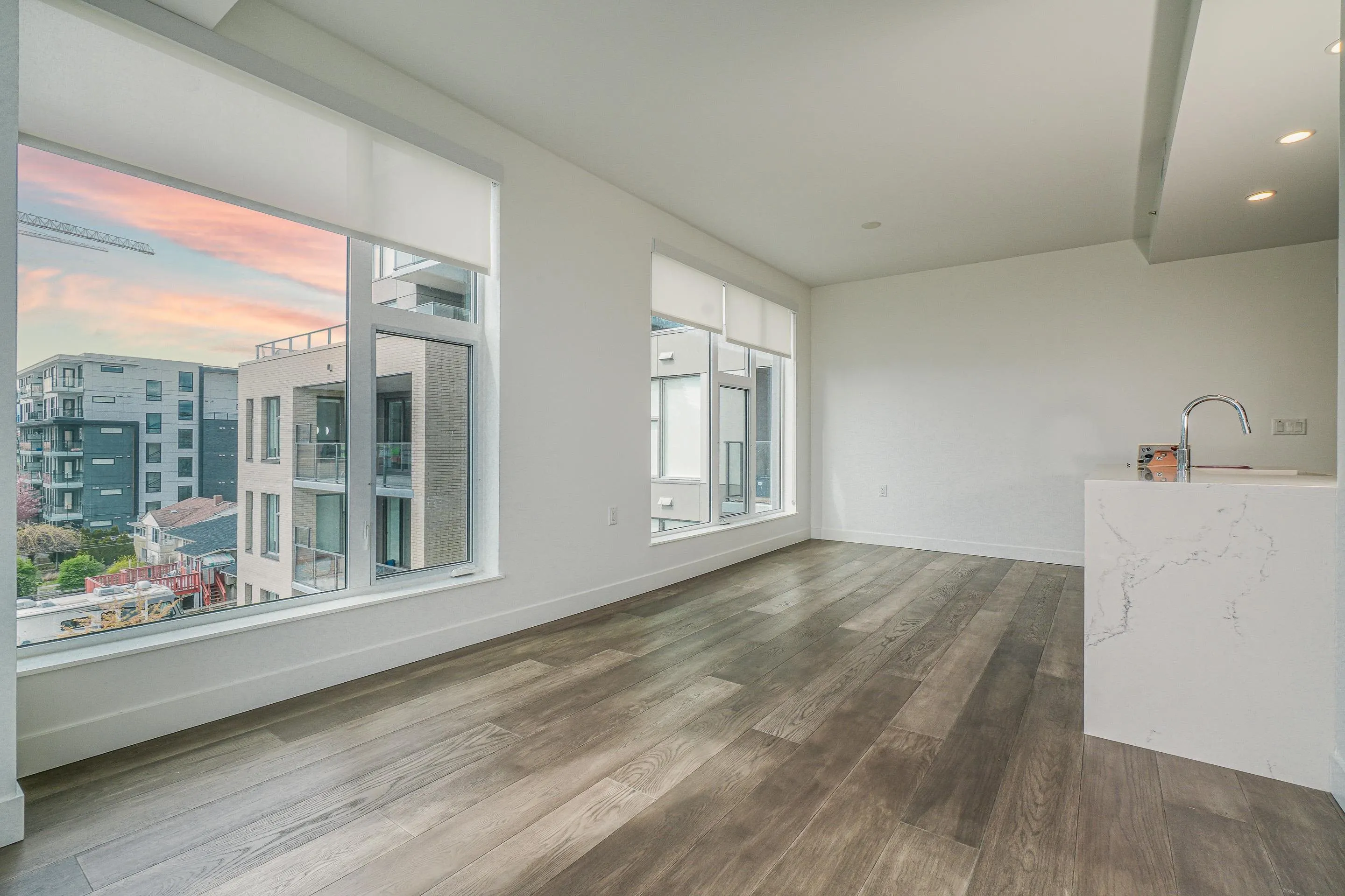 5733 Alberta Street #411