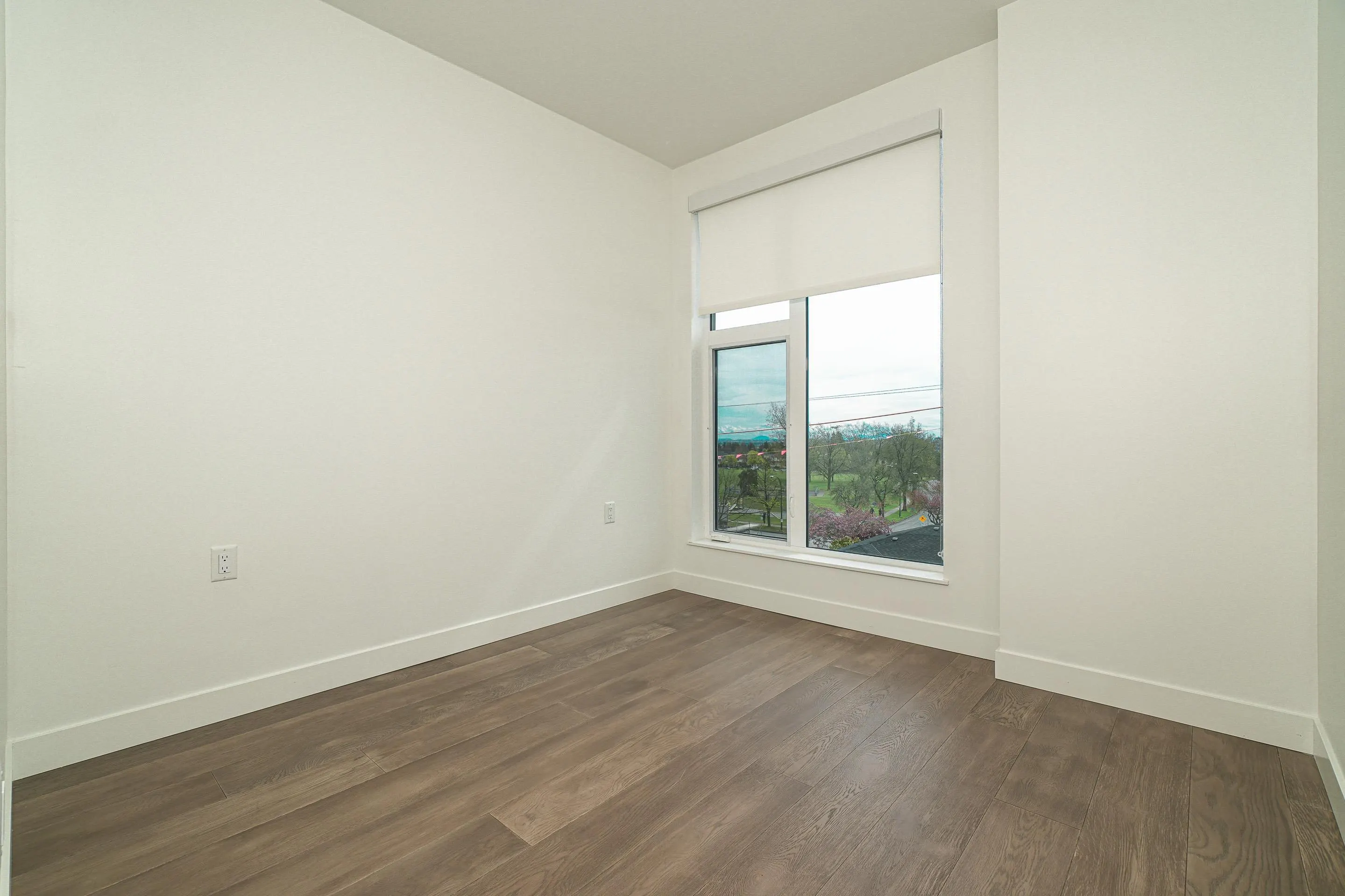 5733 Alberta Street #411