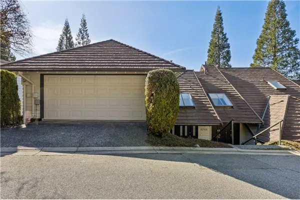 5709 Owl Court