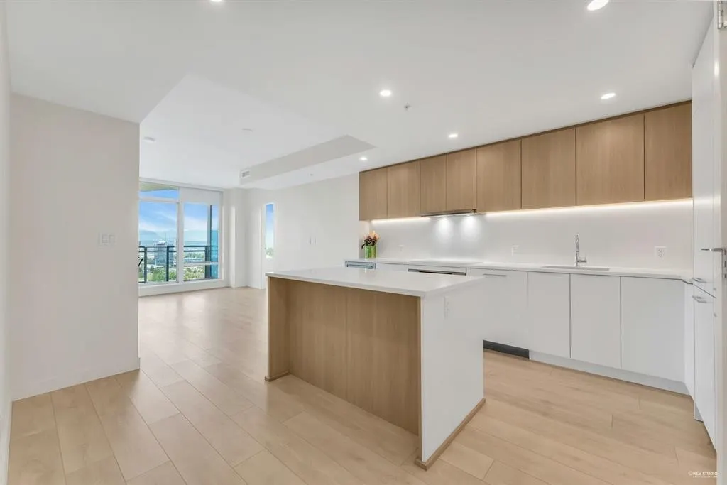 13318 104 Avenue #1902
