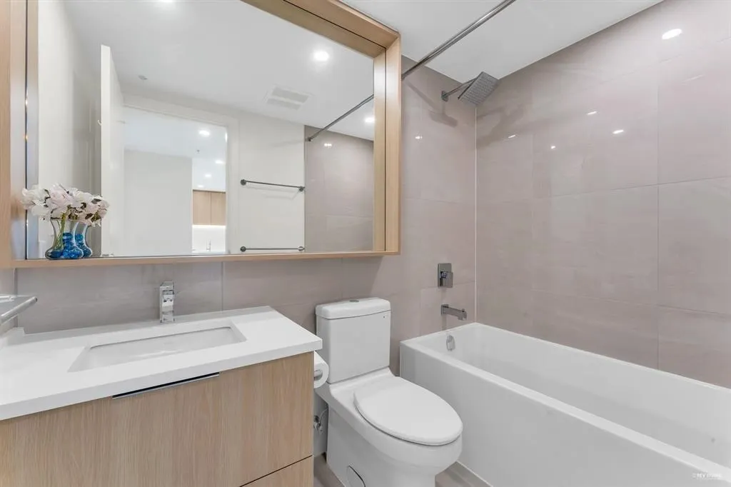 13318 104 Avenue #1902