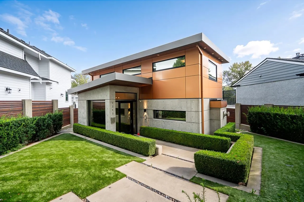 7317 Barnet Road
