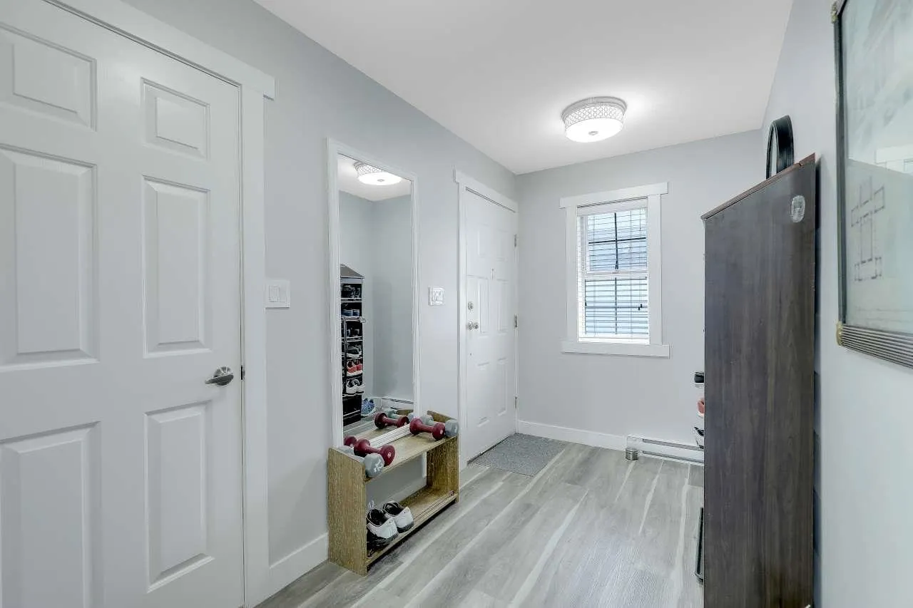 9109 154 Street #202