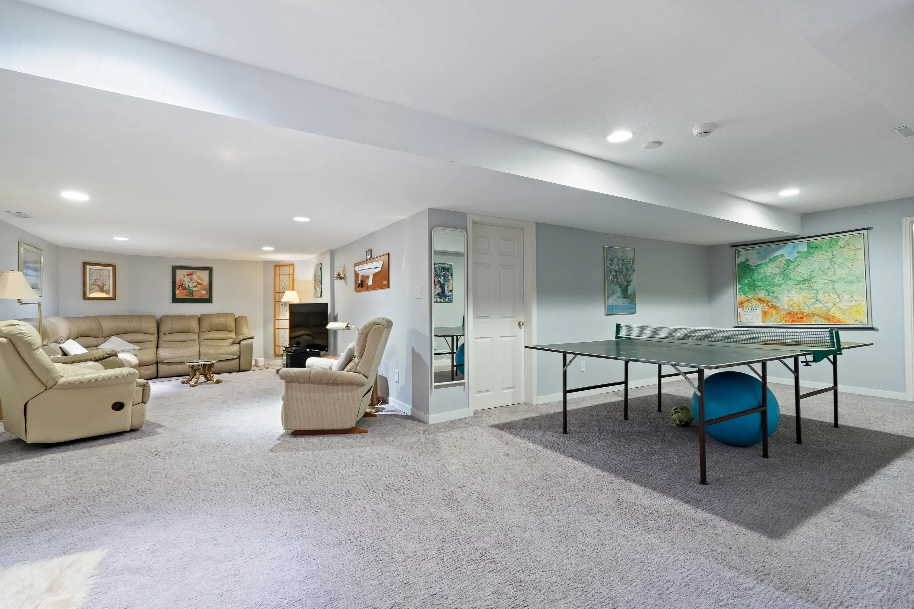 47465 Swallow Crescent