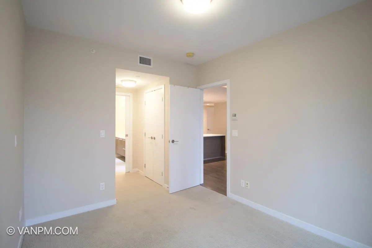 4485 Skyline Drive #2409