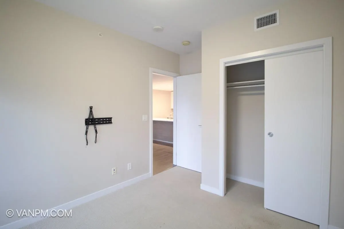 4485 Skyline Drive #2409
