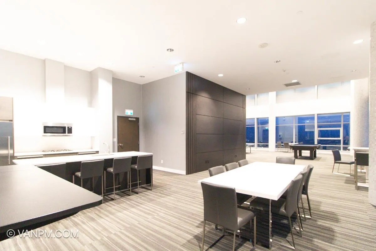 4485 Skyline Drive #2409