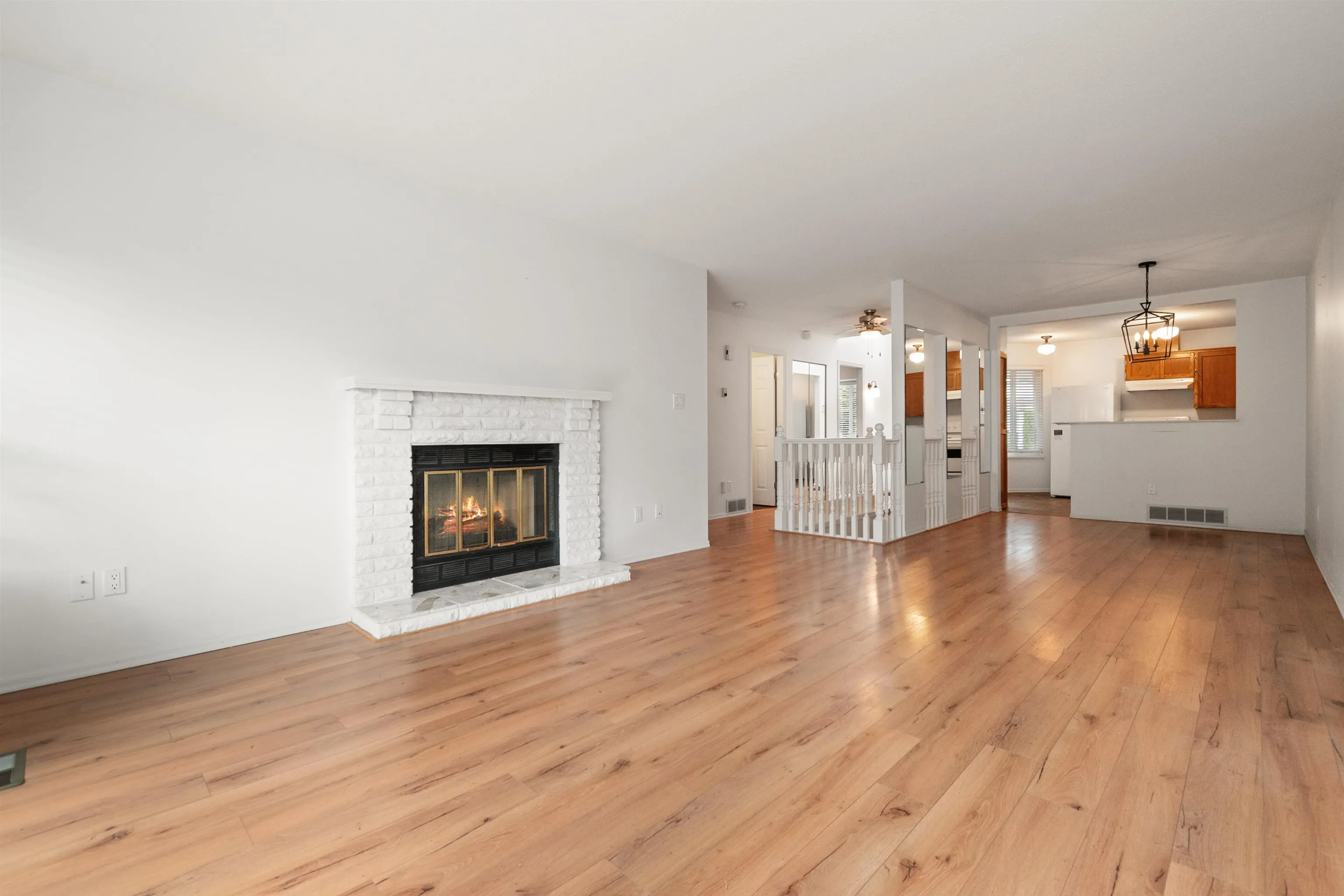 2989 Trafalgar Street #28