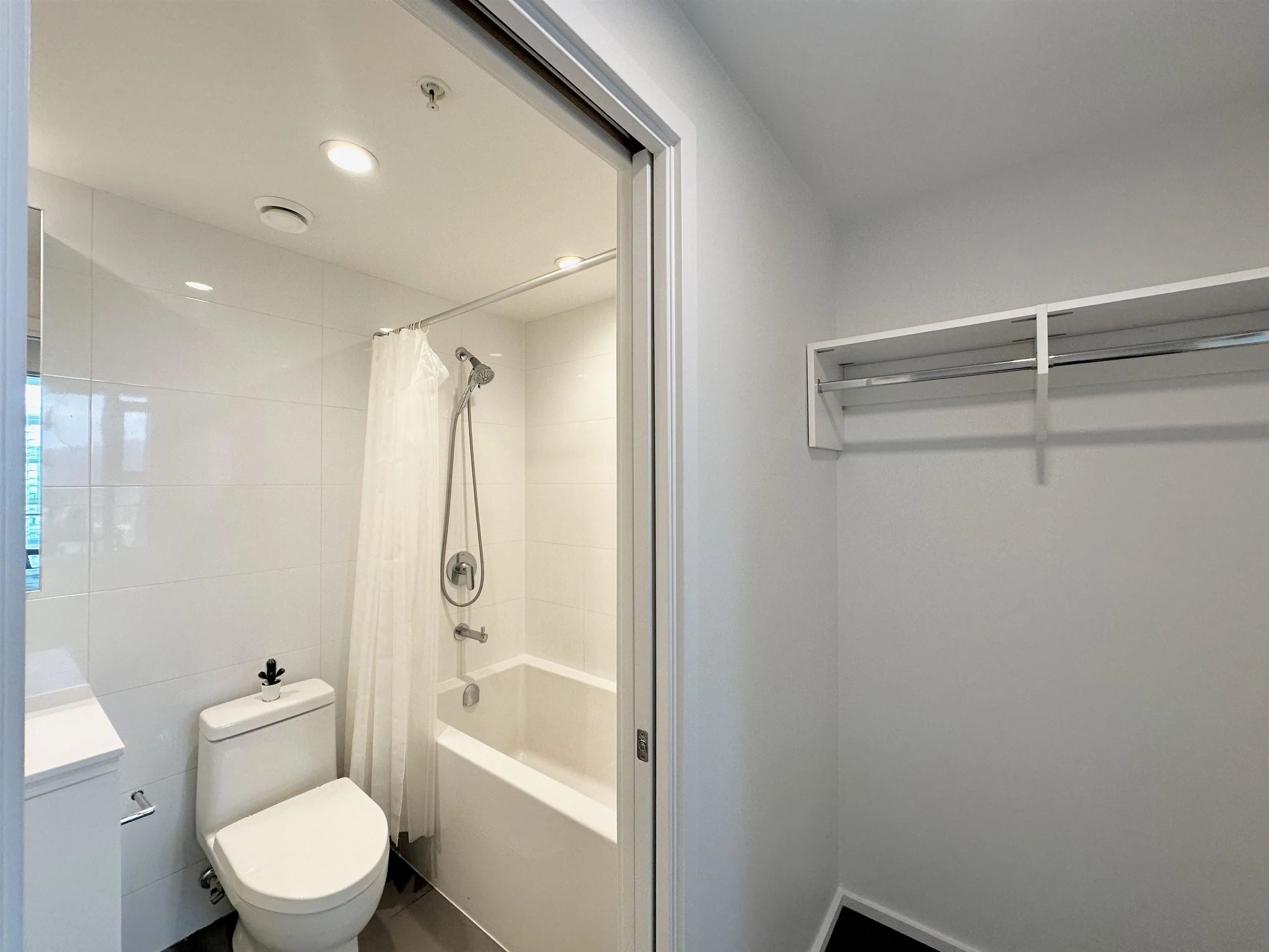 3833 Evergreen Place #2511