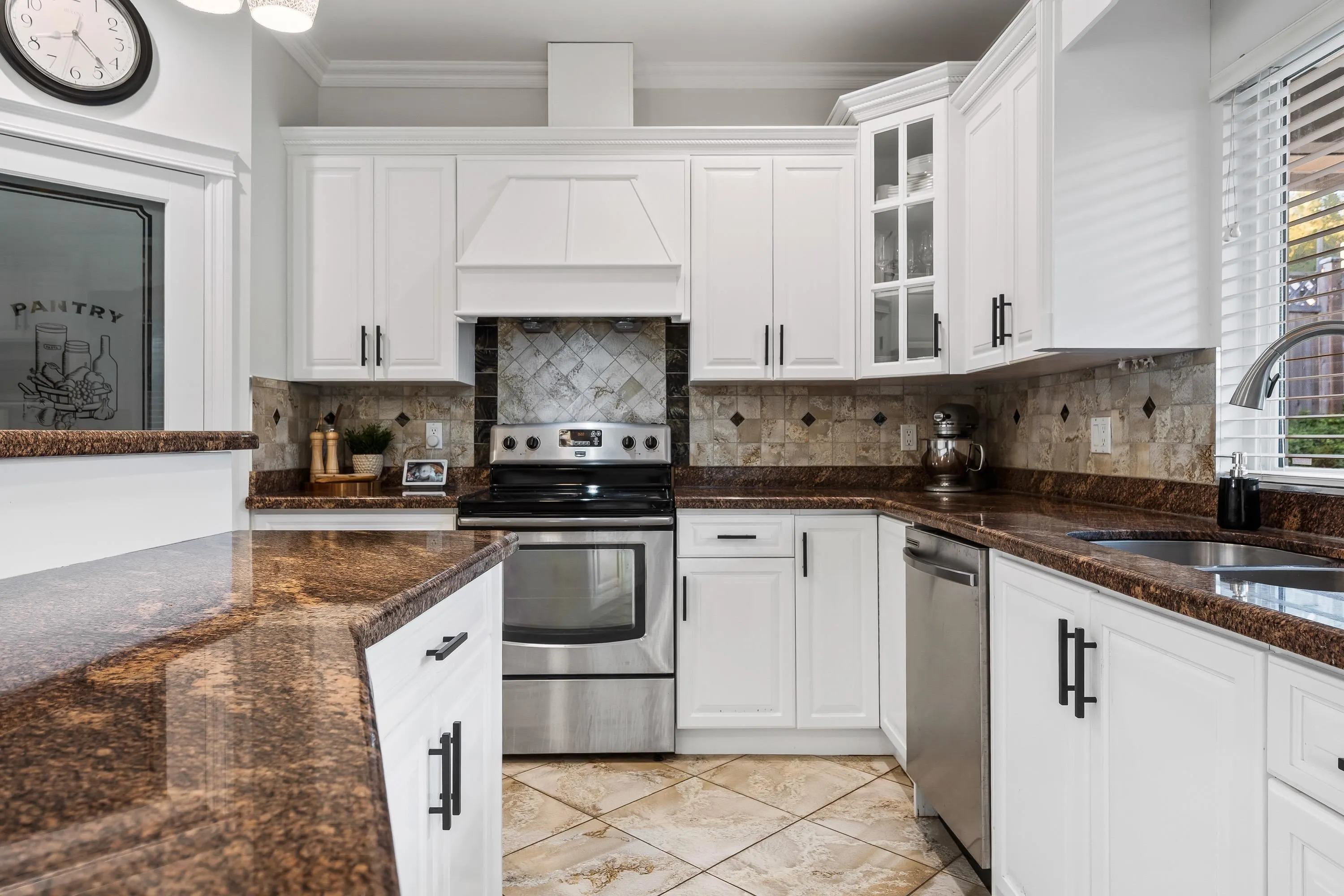 3382 Applewood Drive