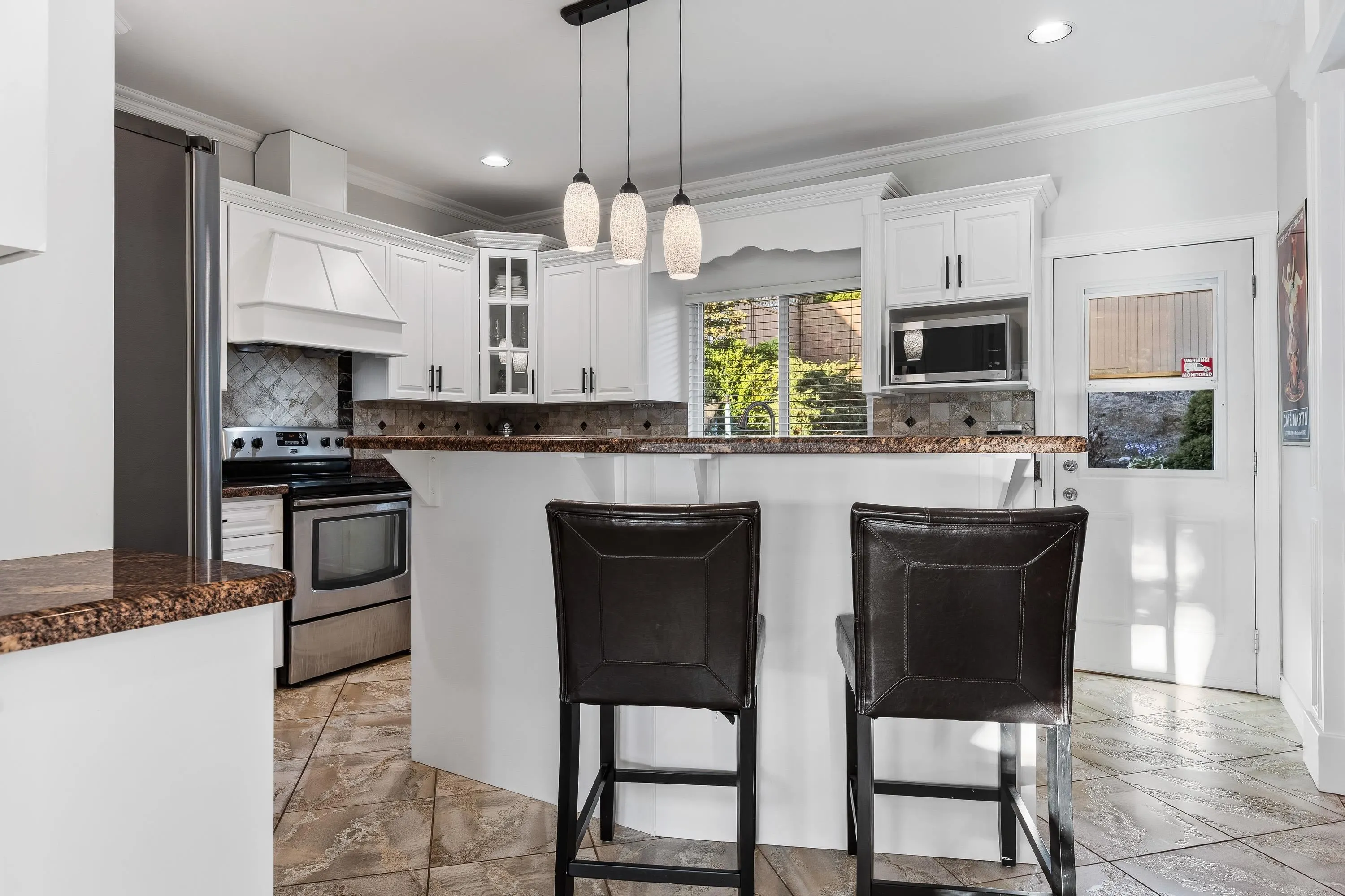 3382 Applewood Drive