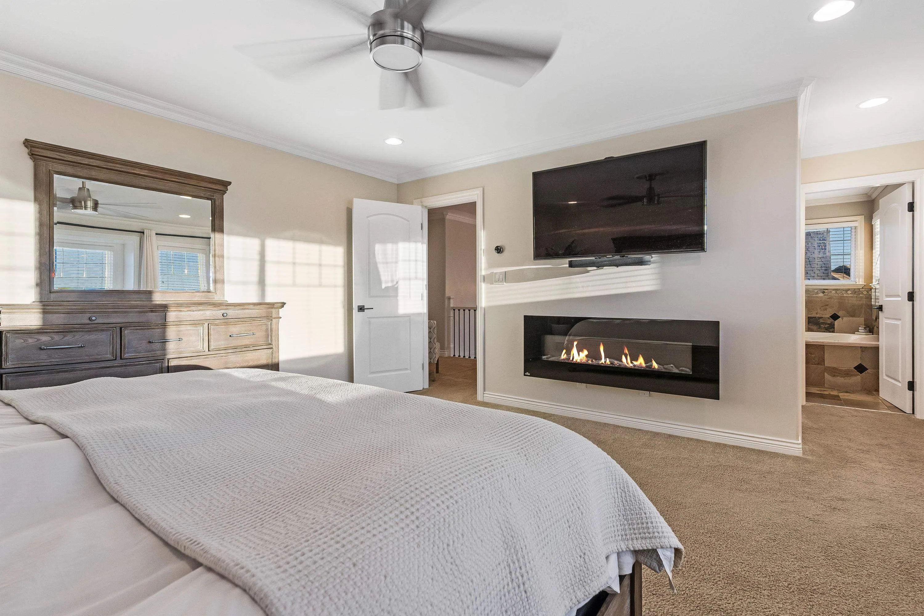 3382 Applewood Drive