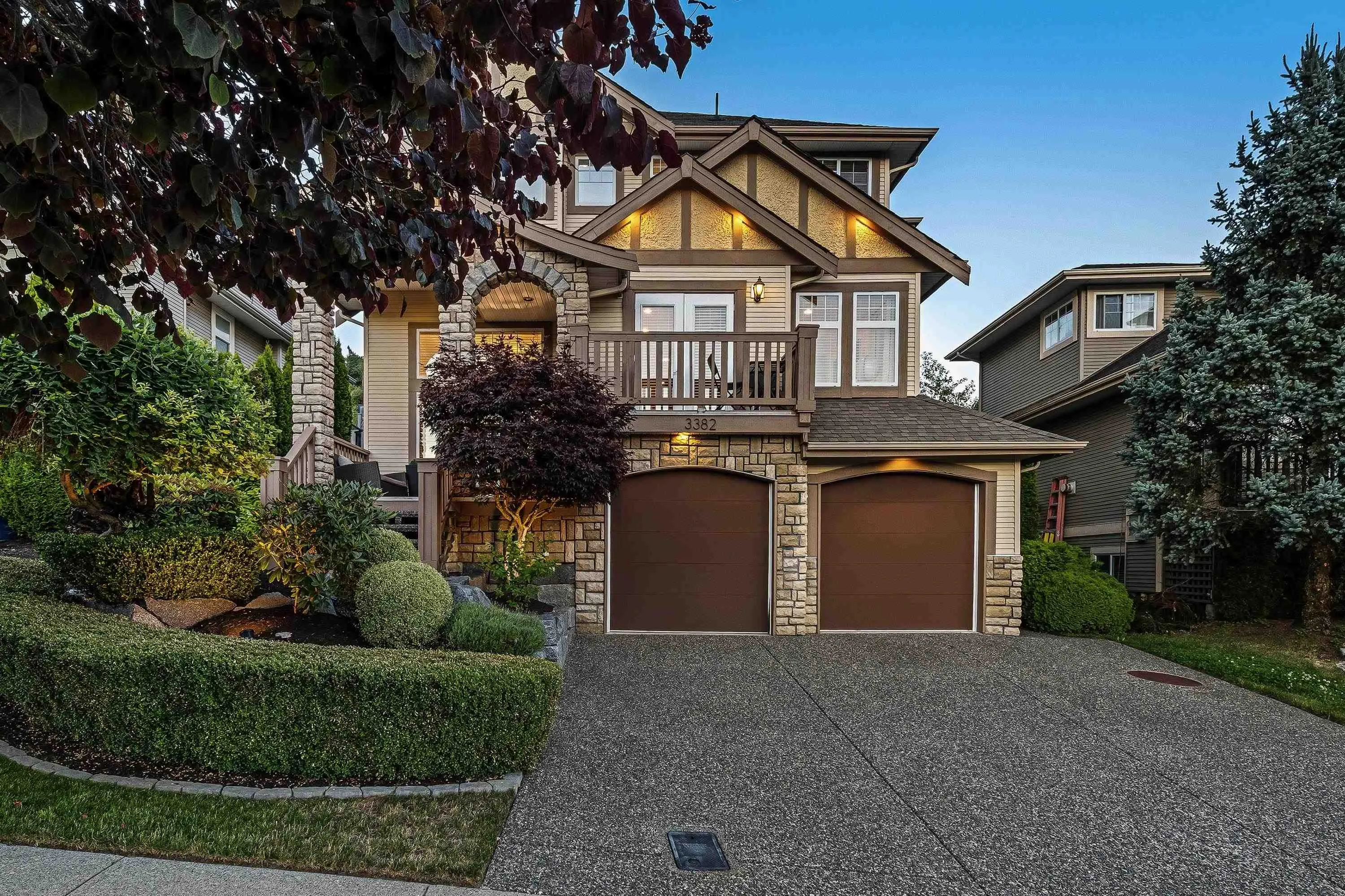3382 Applewood Drive