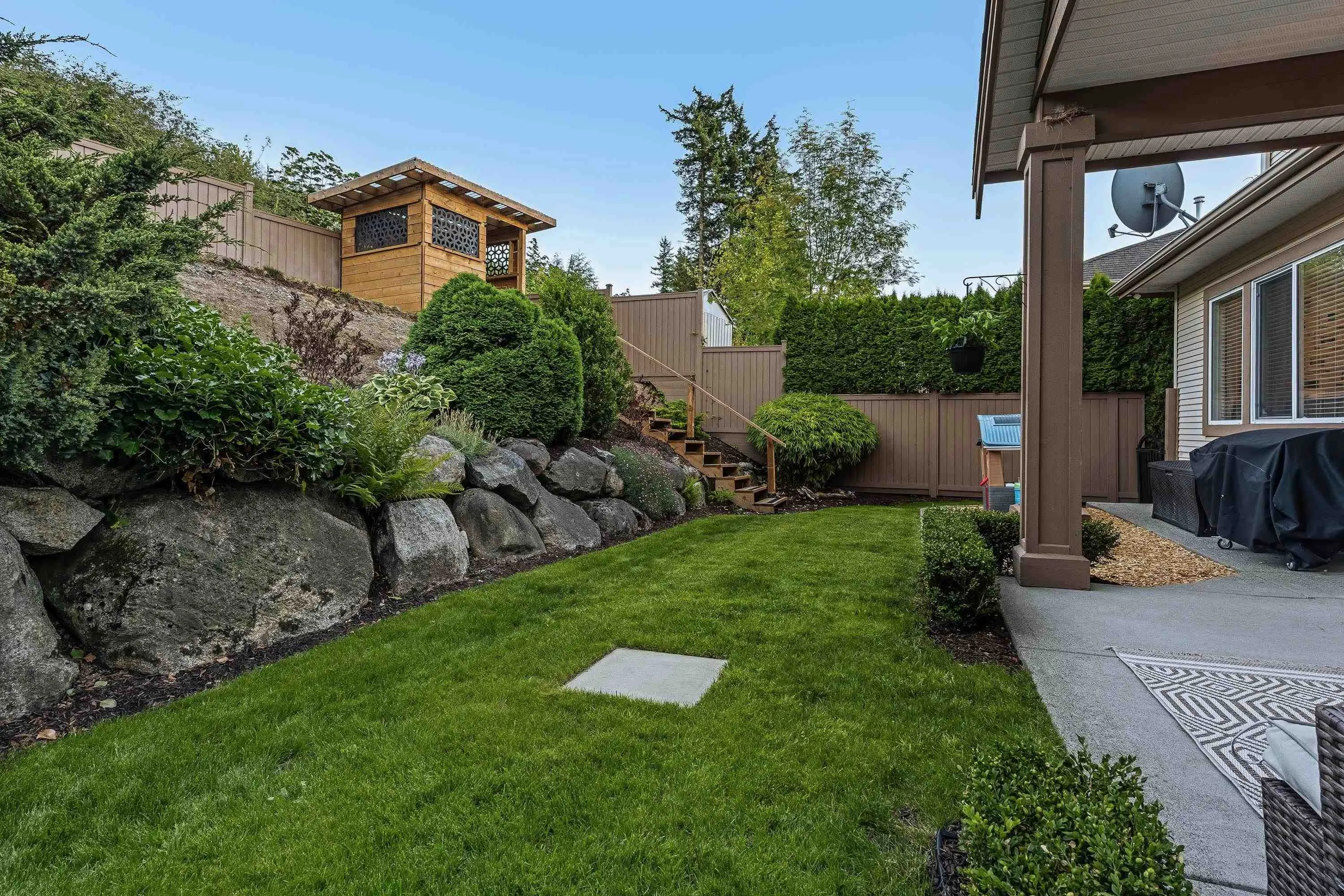 3382 Applewood Drive