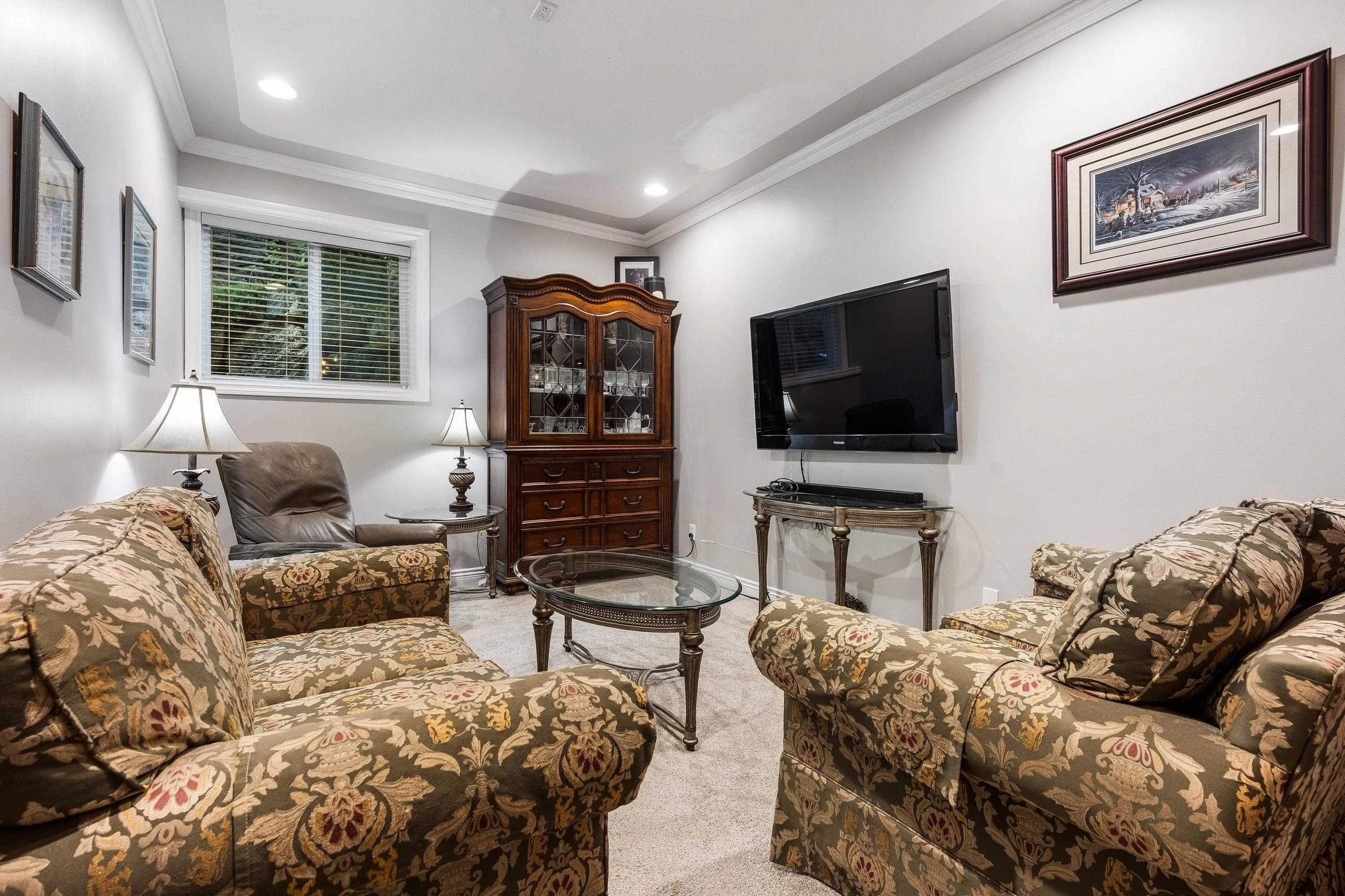 3382 Applewood Drive