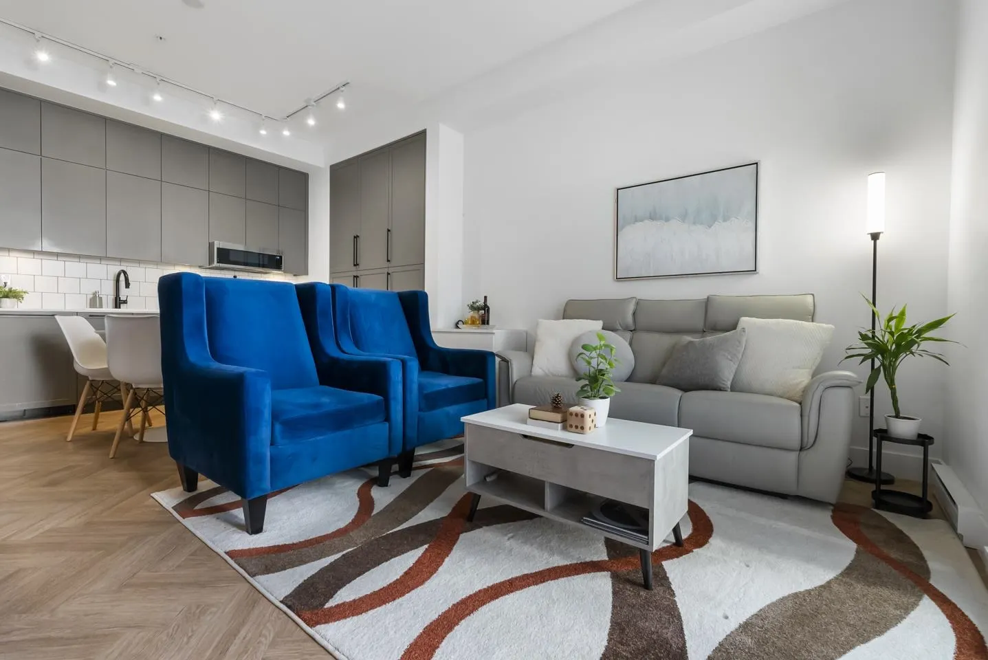 13933 105 Boulevard #216