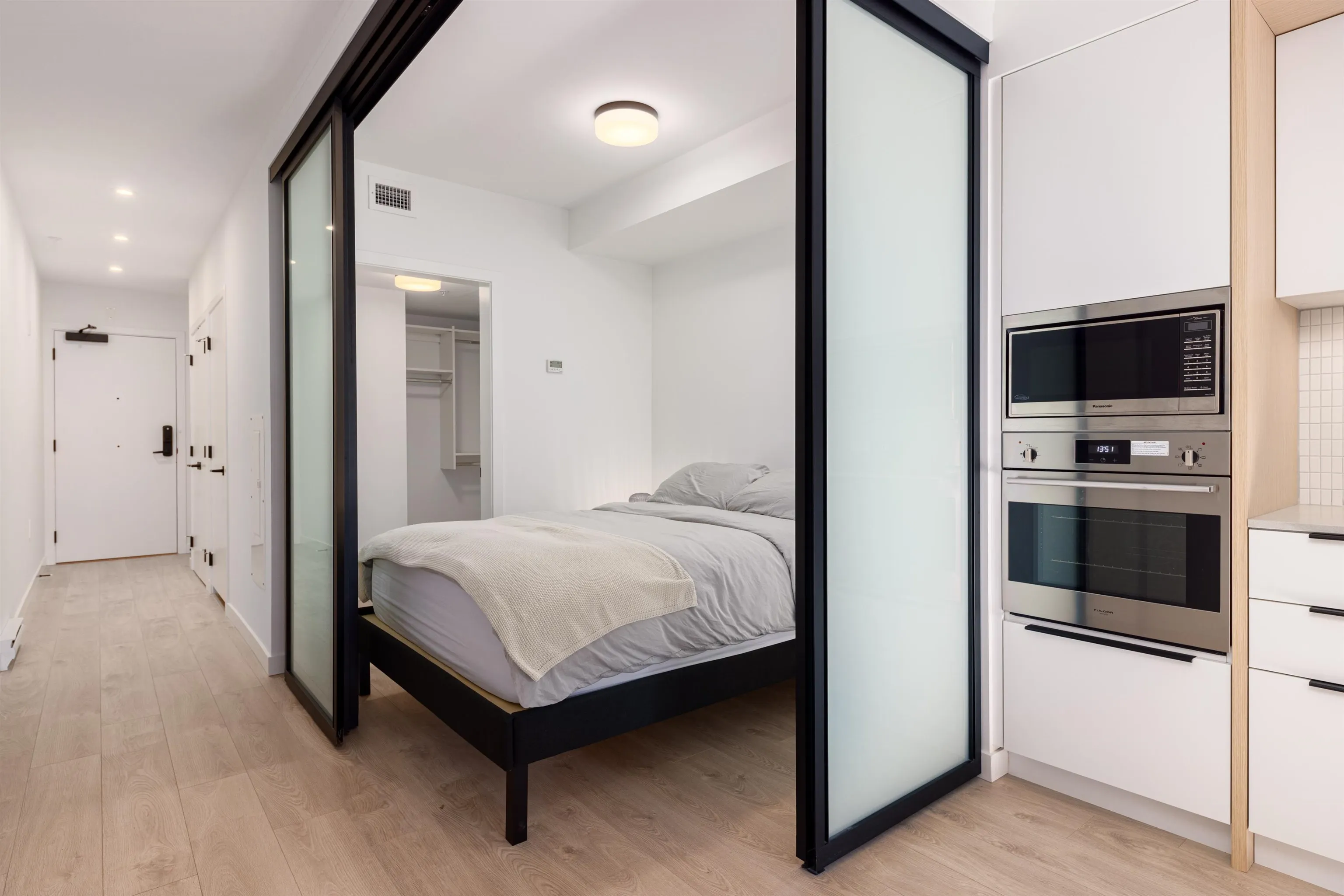 2520 Guelph Street #213