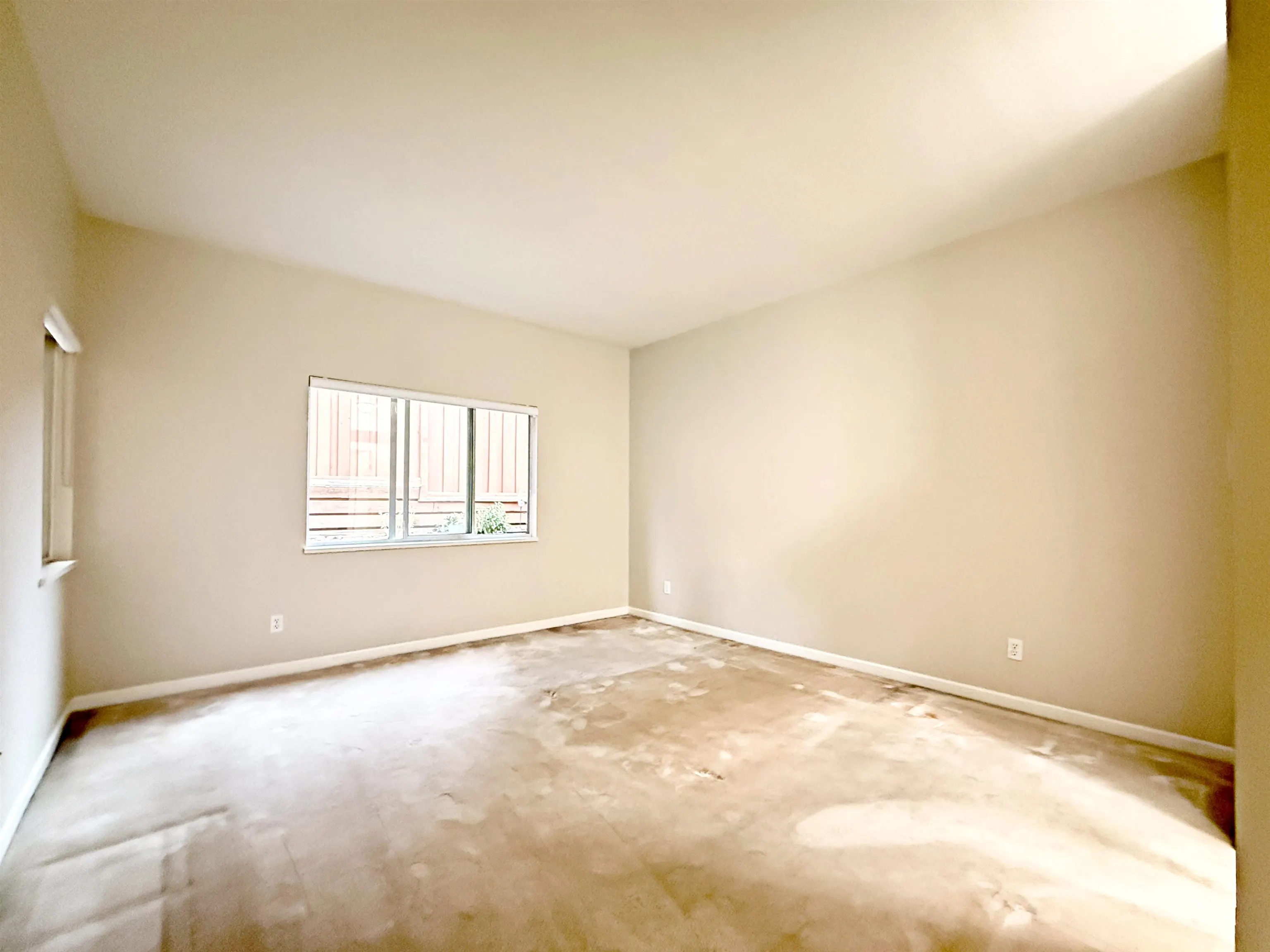 16325 82 Avenue #17