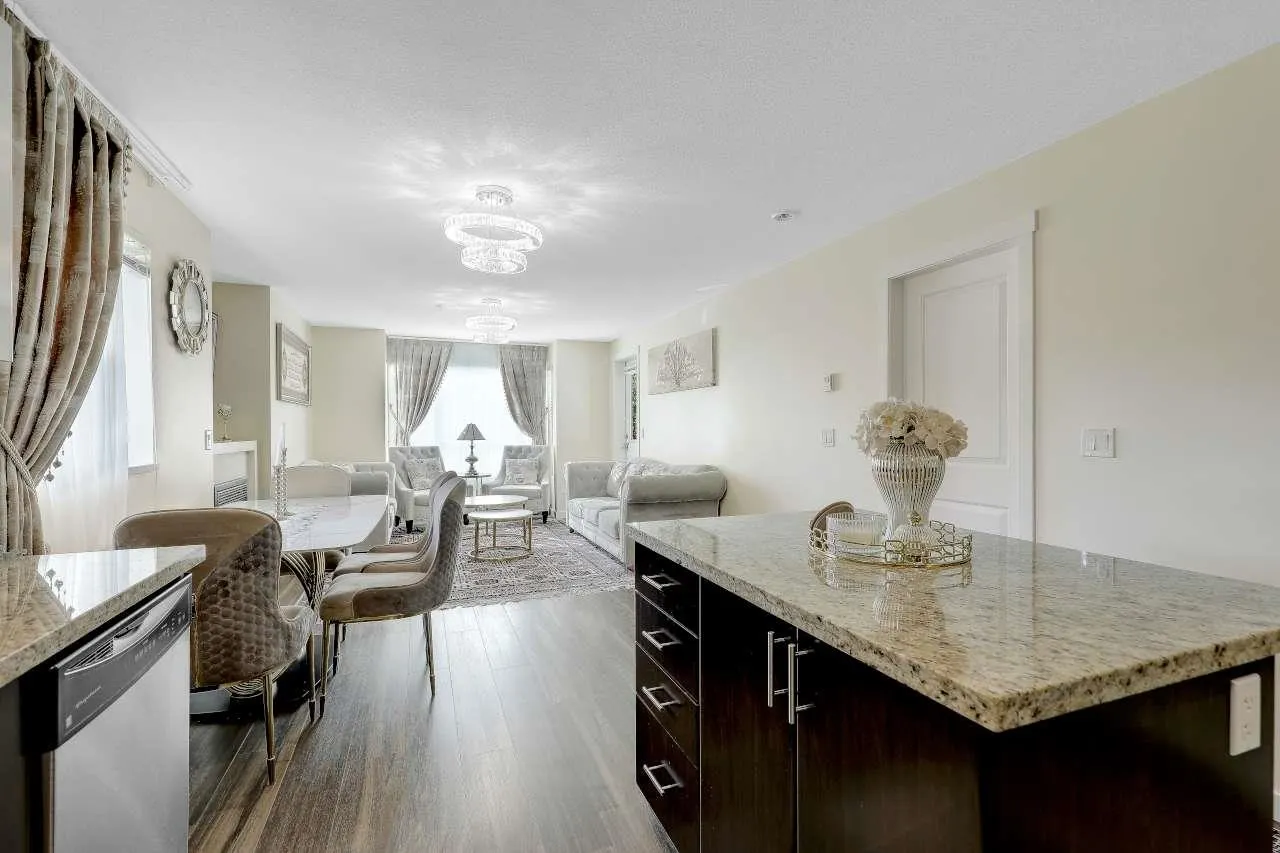 14960 102a Avenue #205