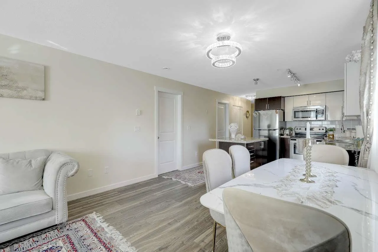 14960 102a Avenue #205