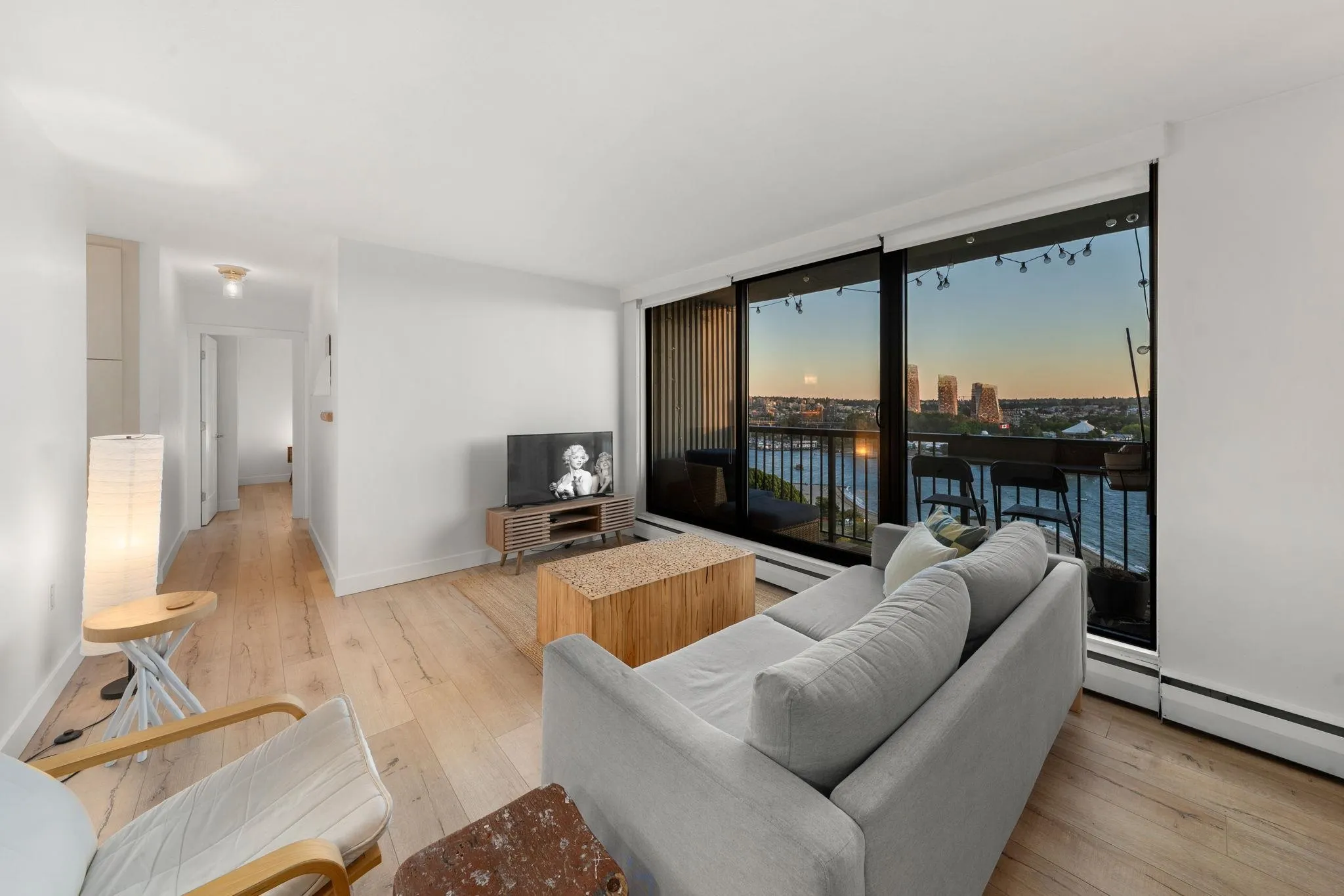 1330 Harwood Street #1207