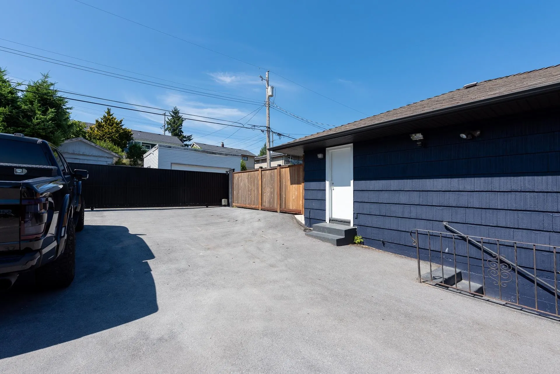 205 E Durham Street