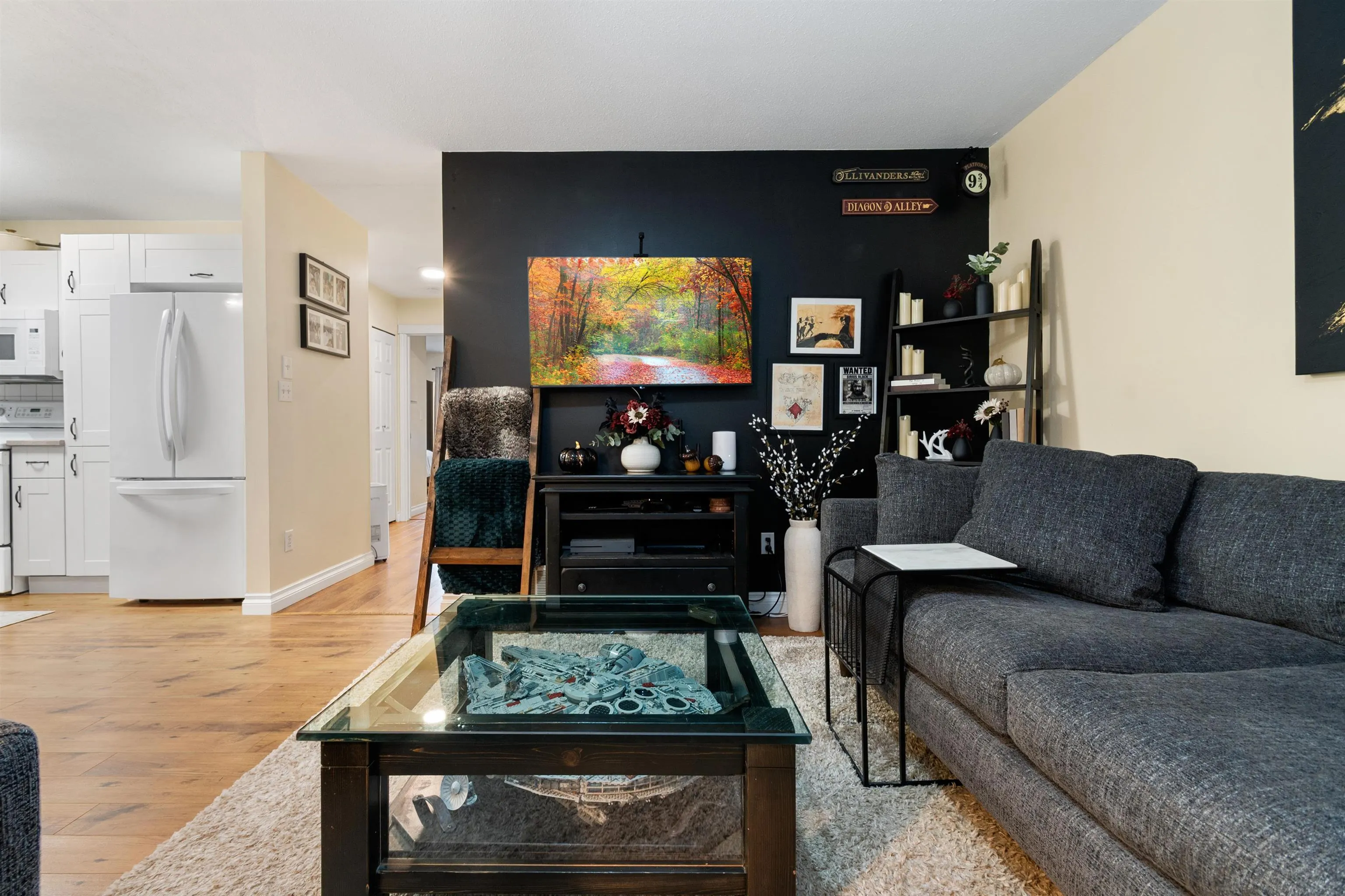 3350 Elmwood Drive #20