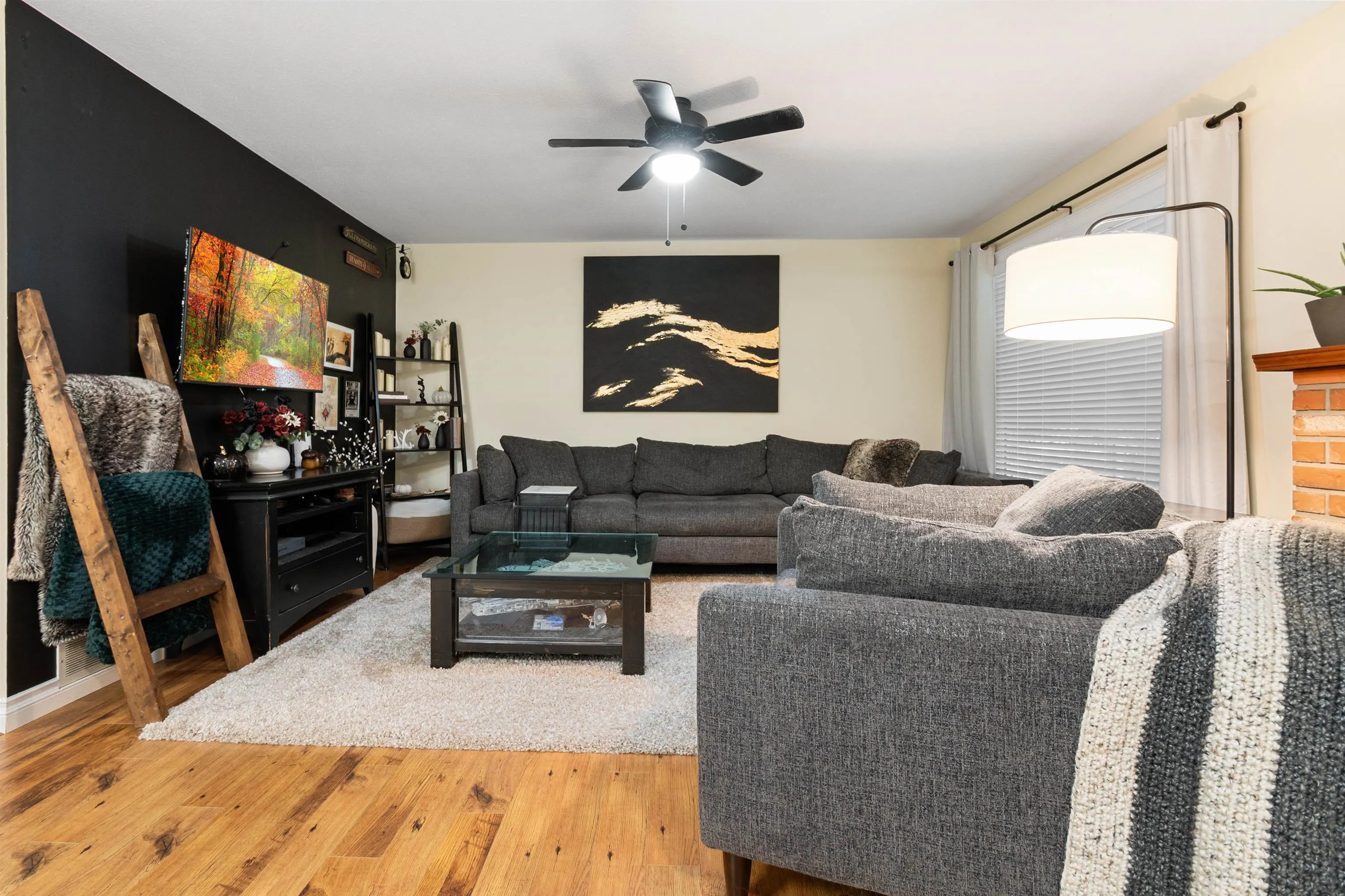3350 Elmwood Drive #20
