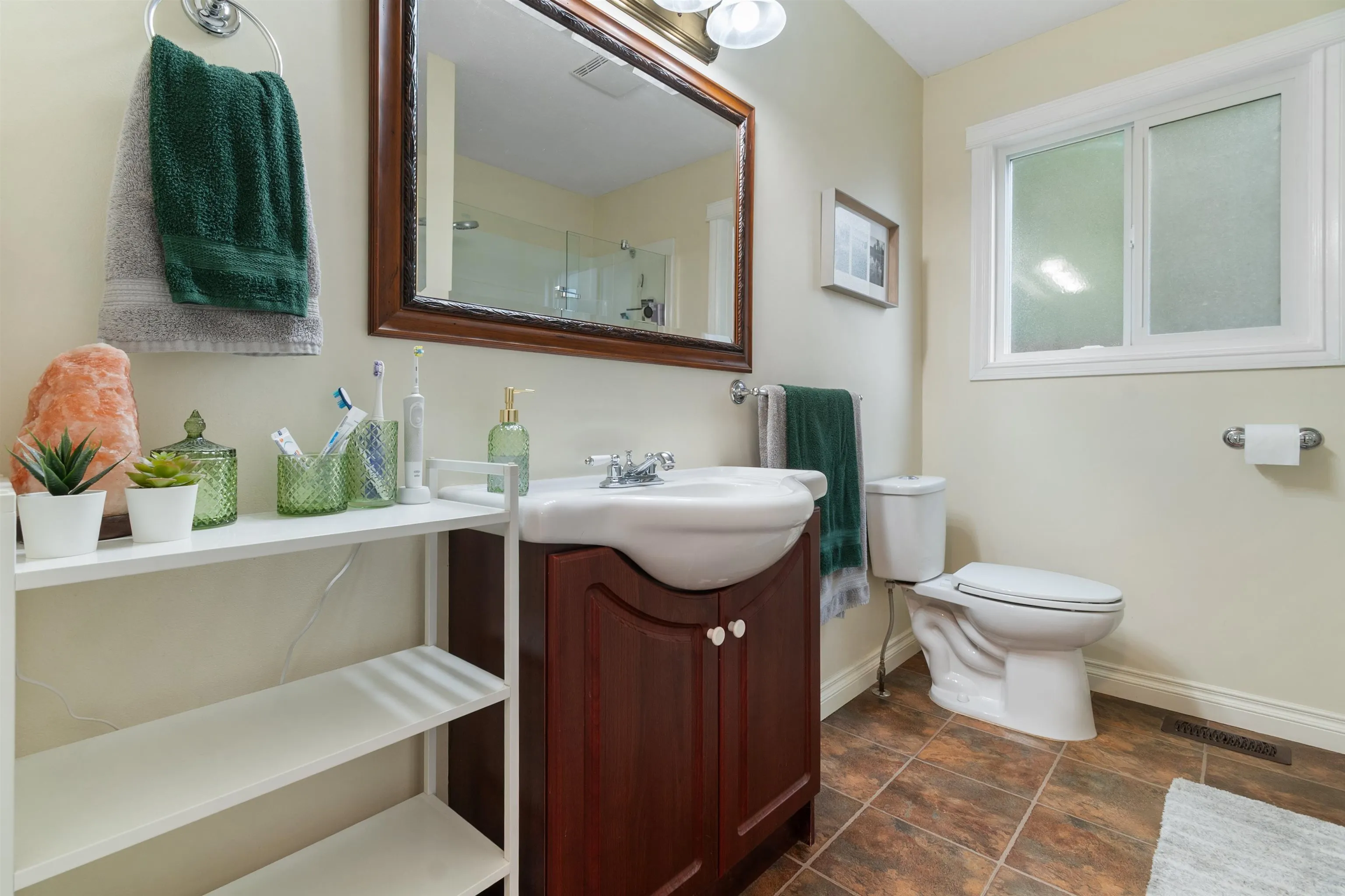 3350 Elmwood Drive #20