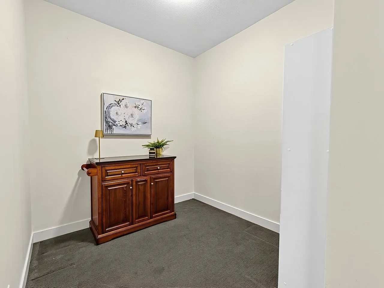 16398 64 Avenue #202