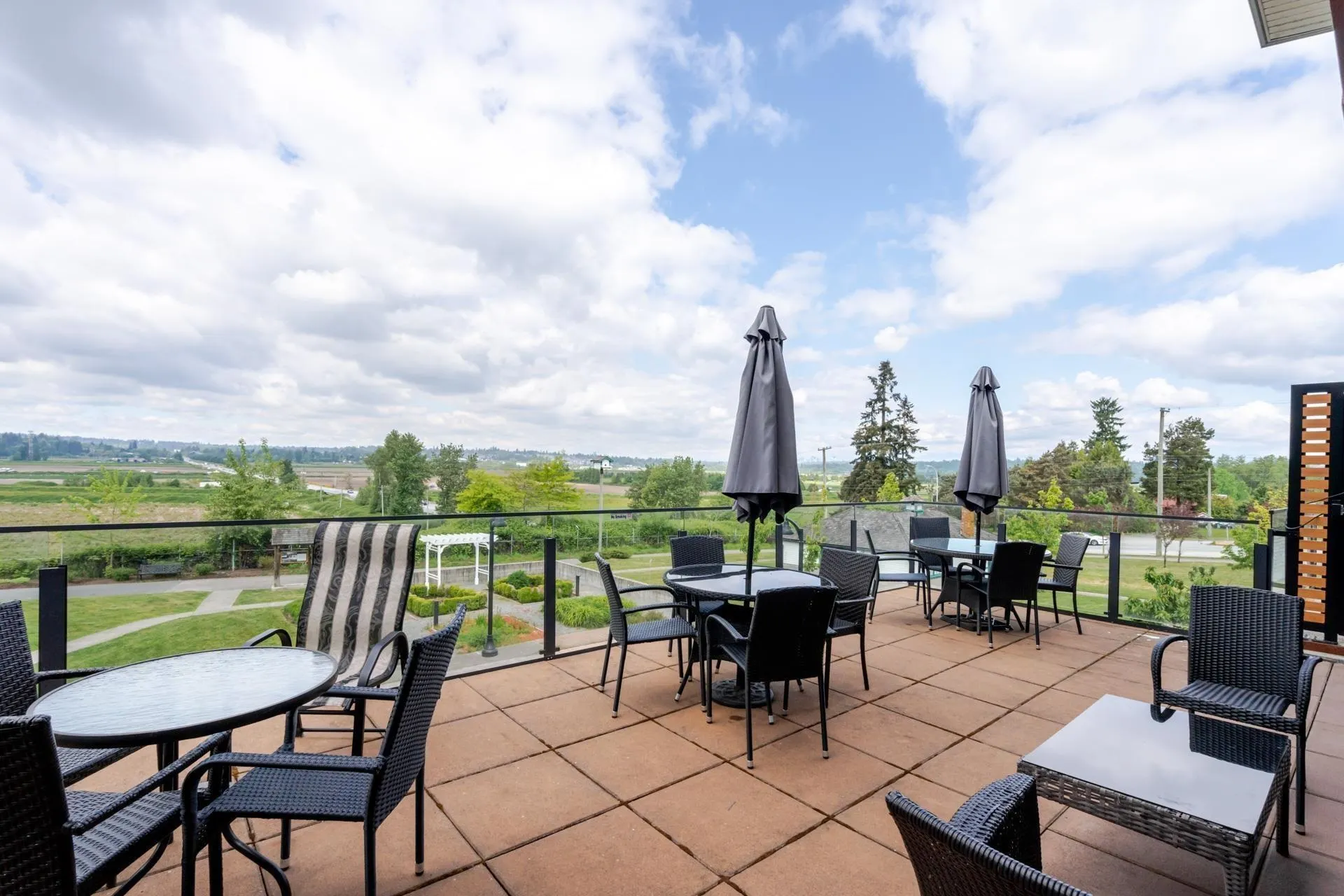16398 64 Avenue #202