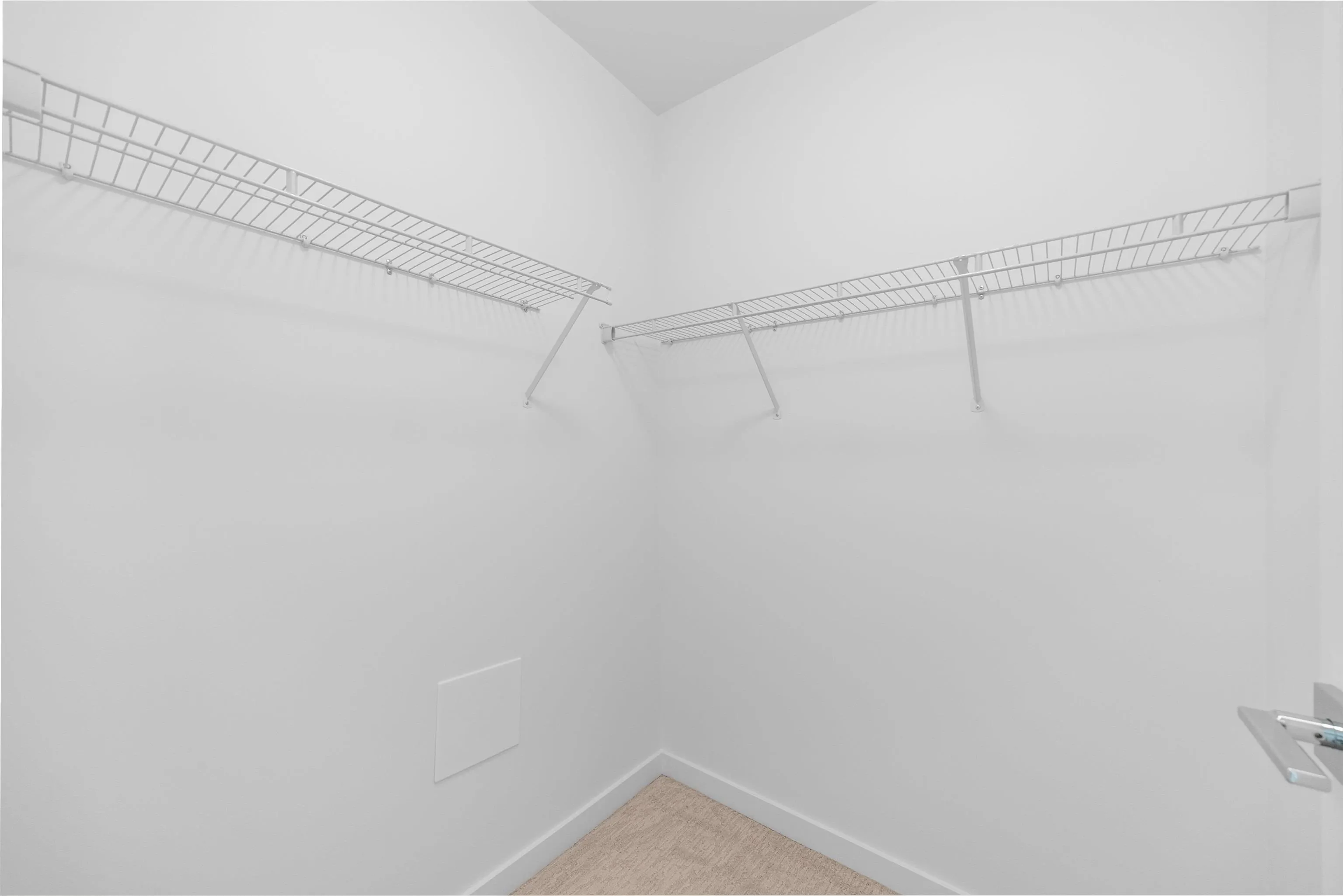 13350 Central Avenue #516