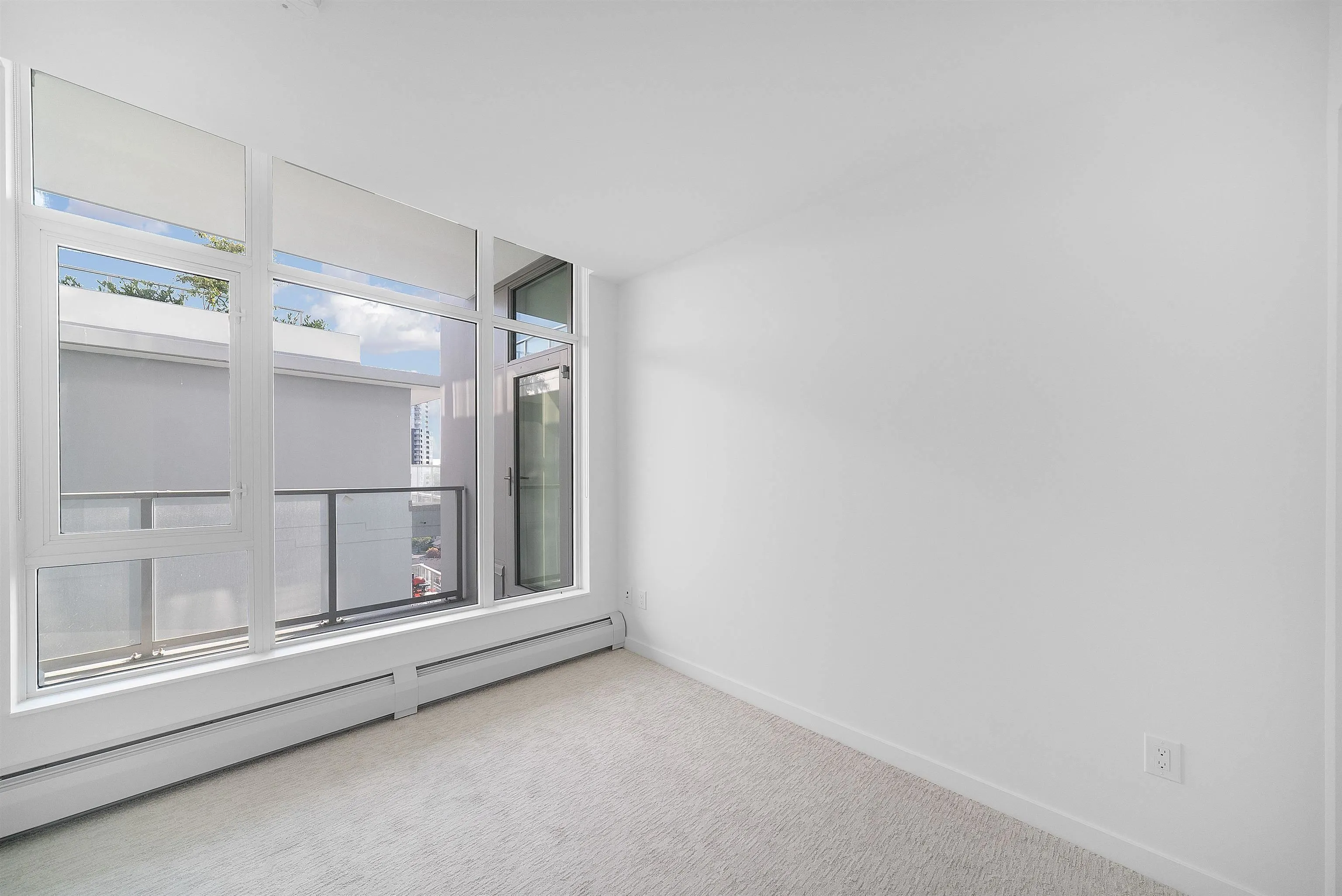 13350 Central Avenue #516