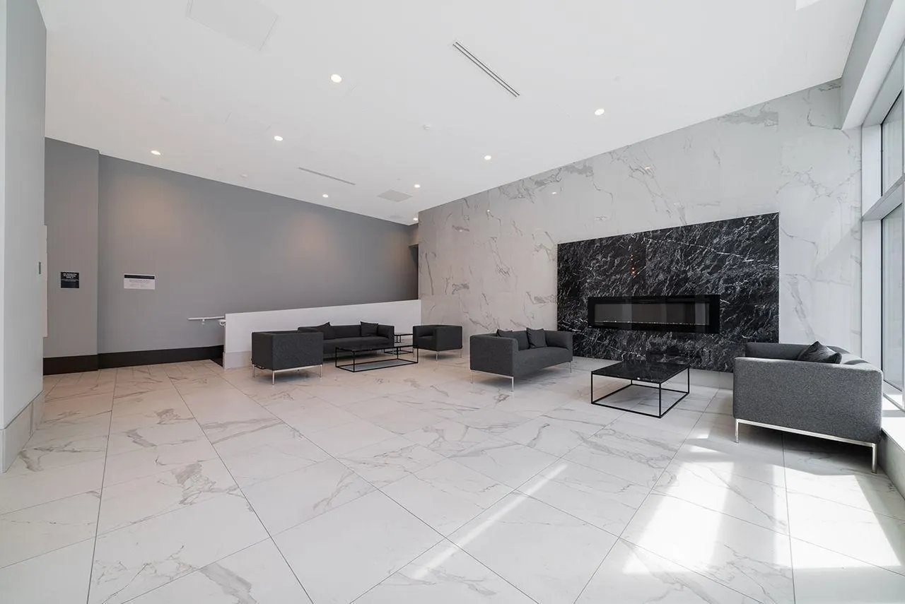 13350 Central Avenue #516