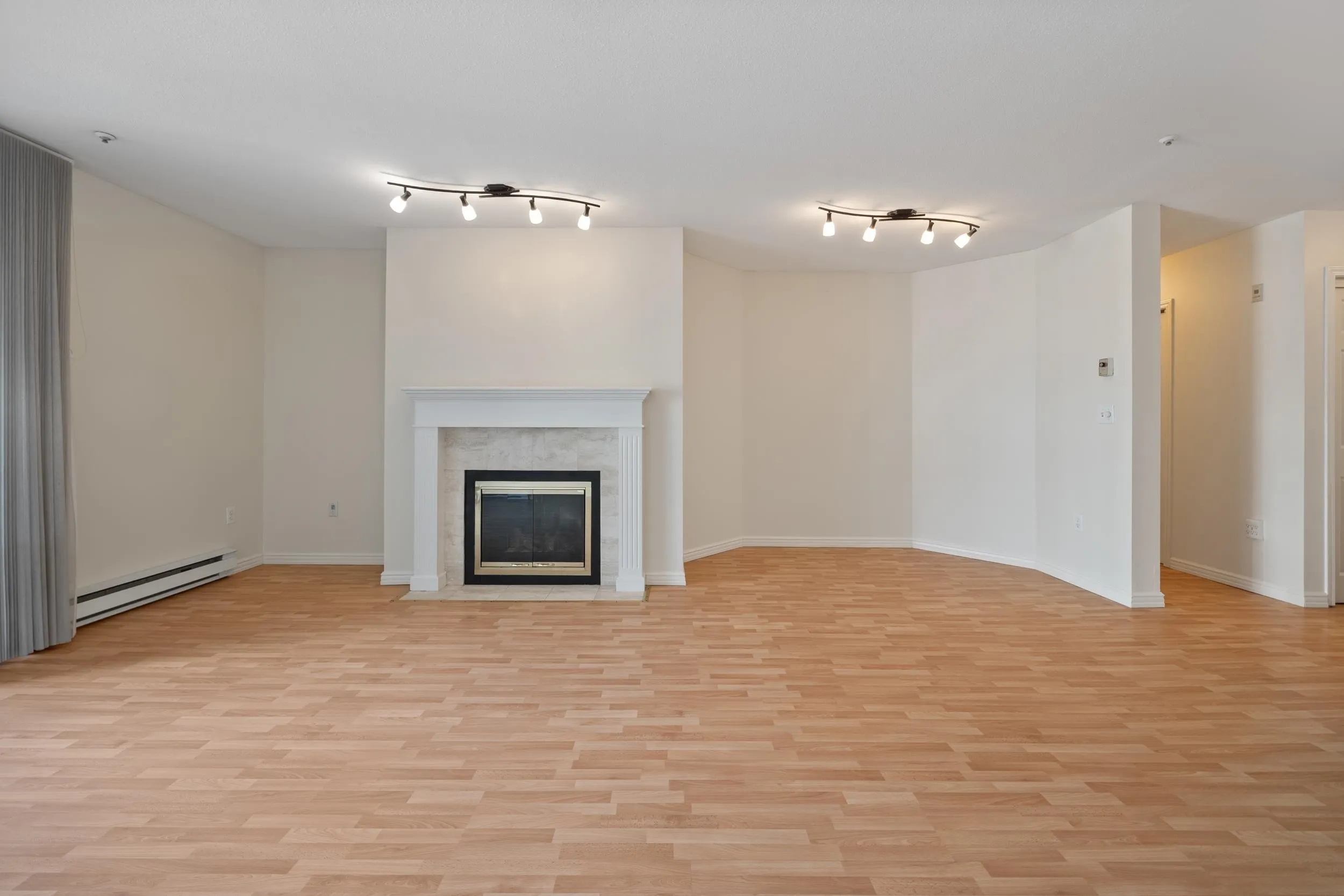48 Richmond Street #306