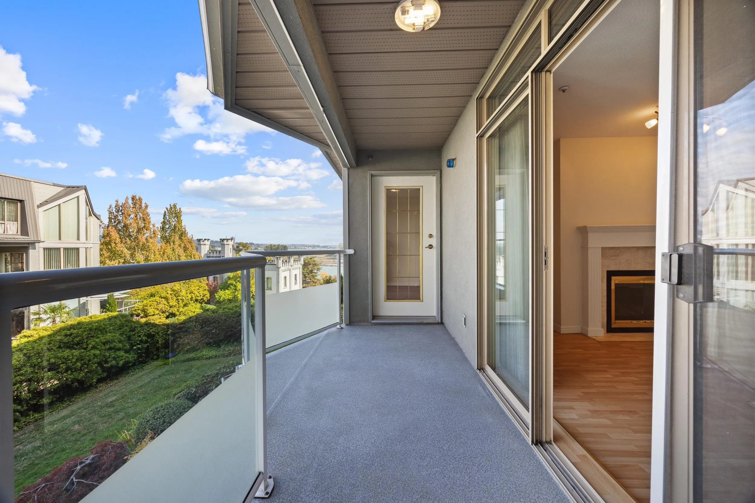 48 Richmond Street #306
