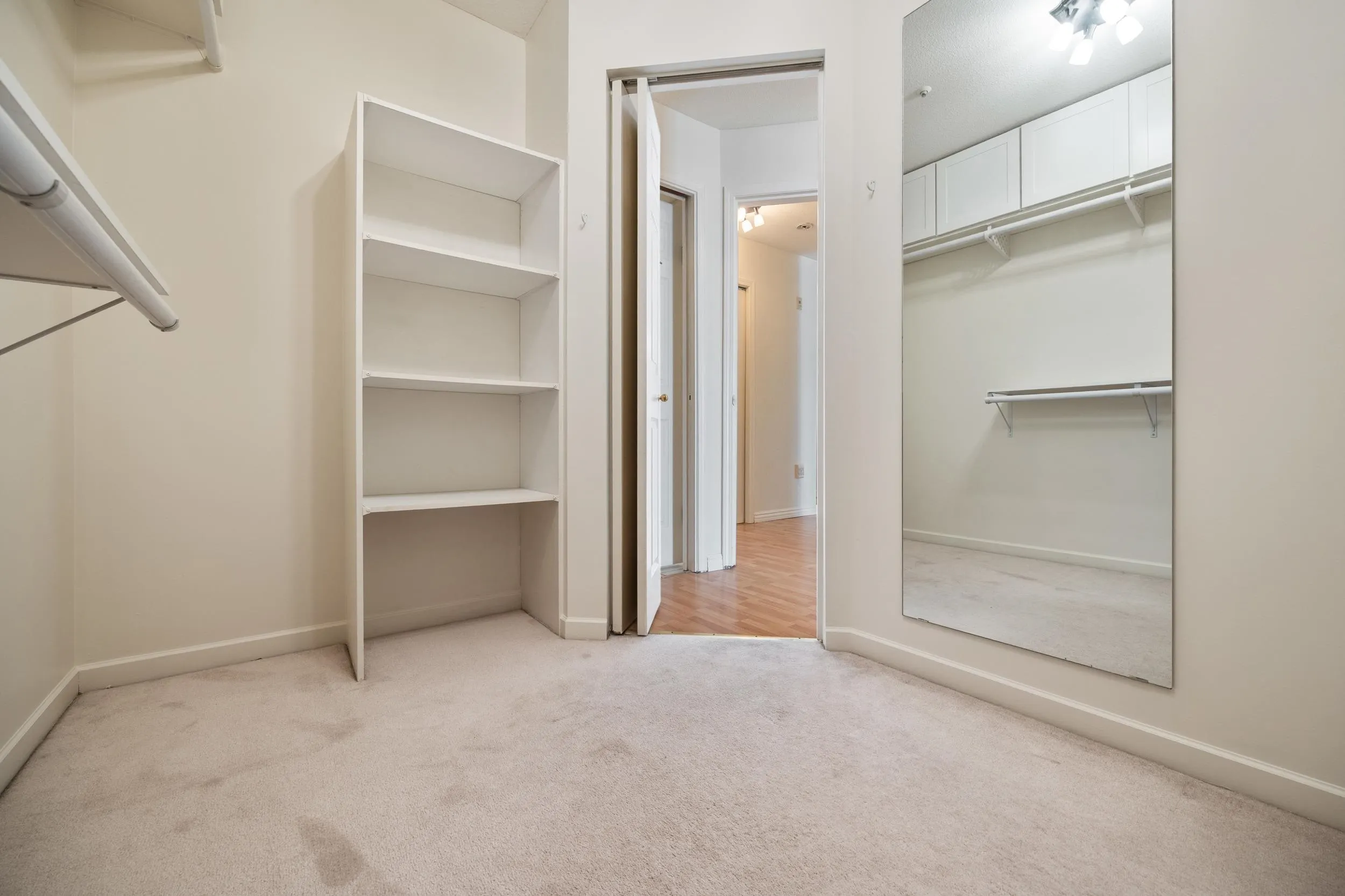 48 Richmond Street #306