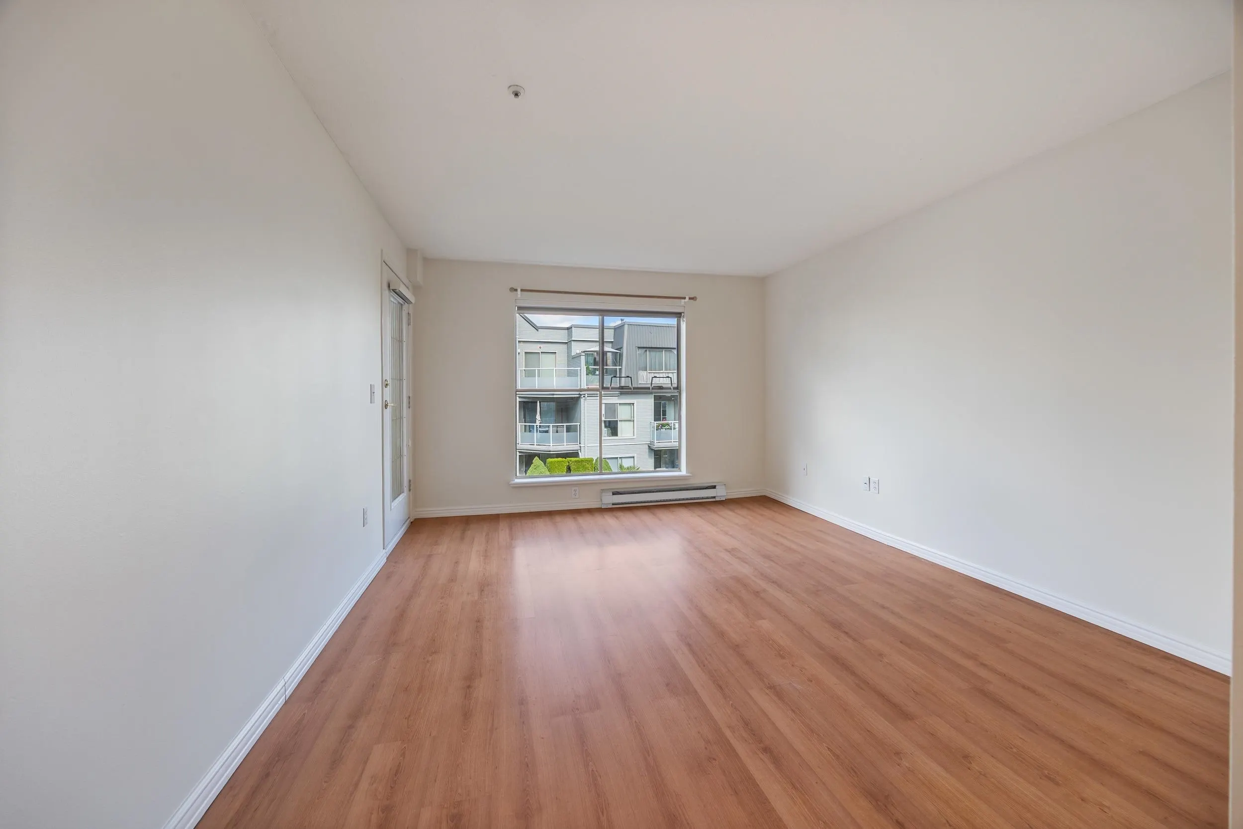 48 Richmond Street #306