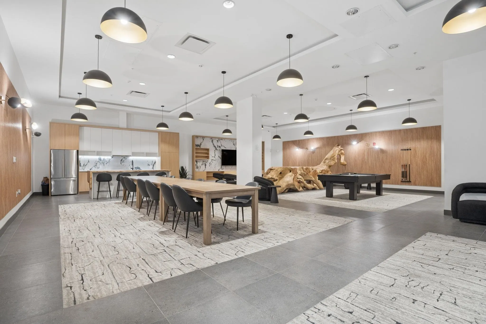 422 E 3rd Street #321