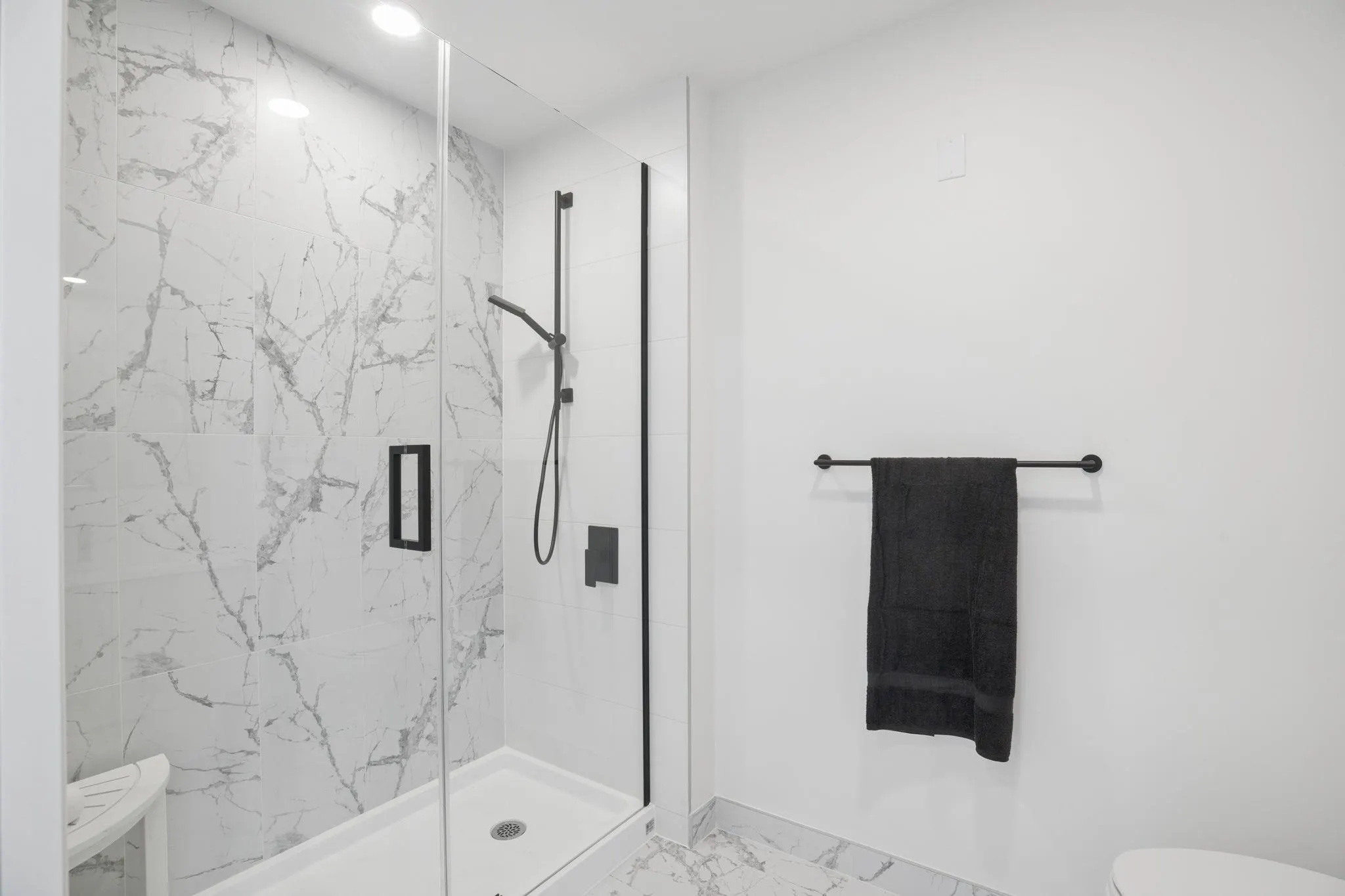 422 E 3rd Street #321