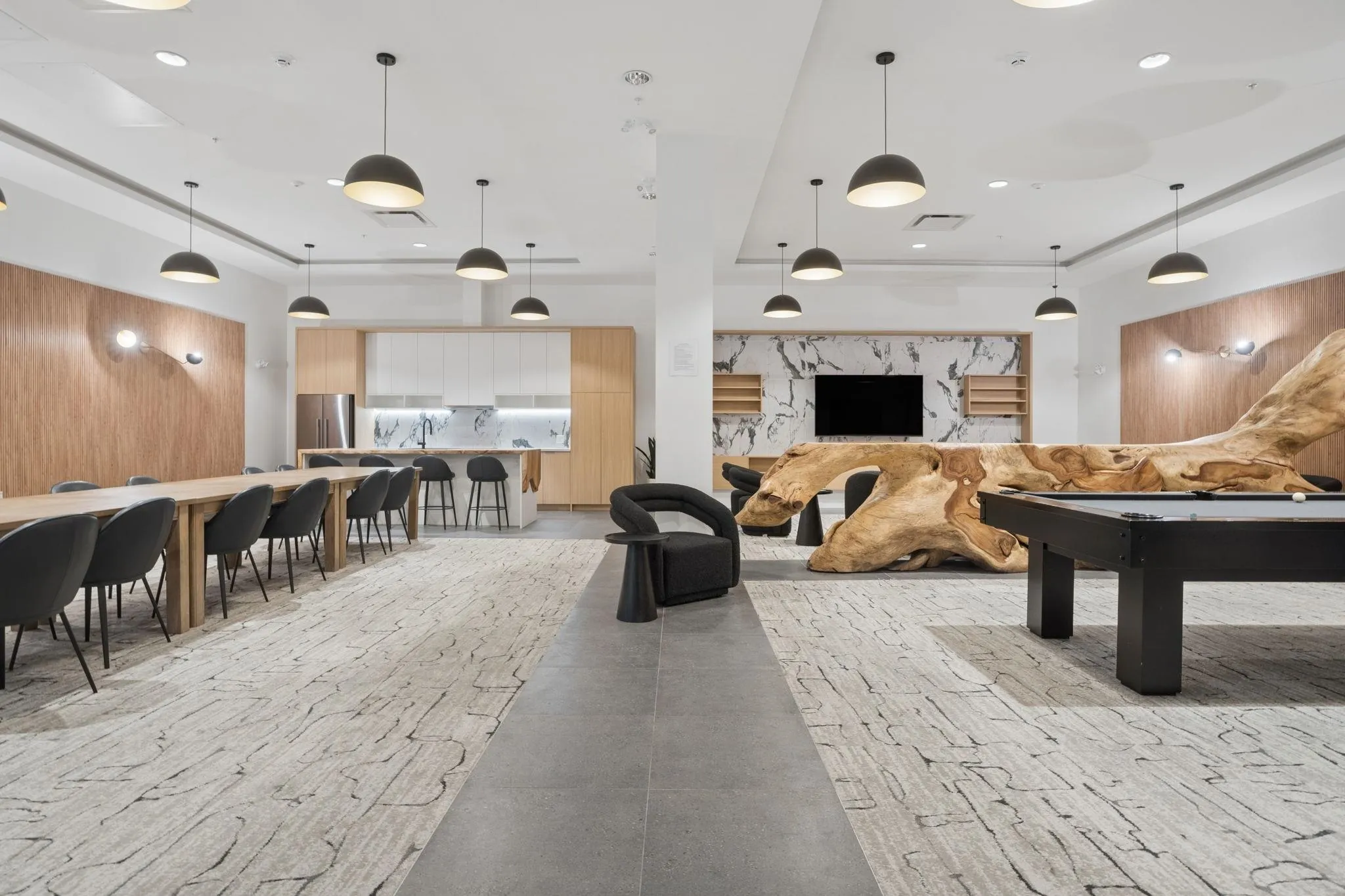 422 E 3rd Street #321