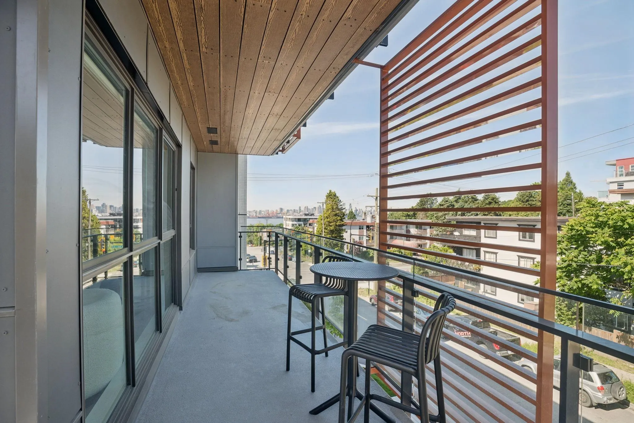 422 E 3rd Street #321