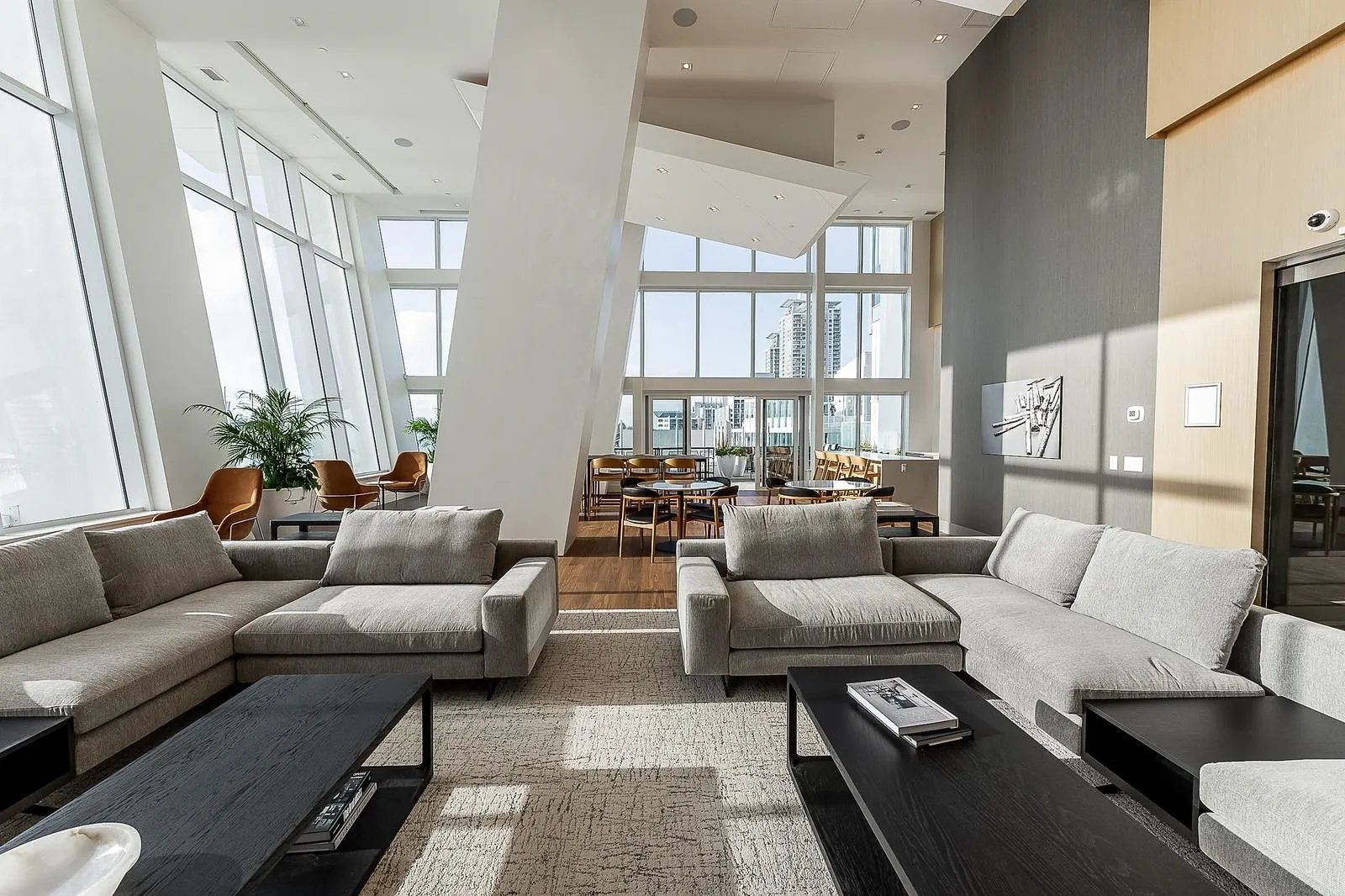660 Quayside Drive #3602